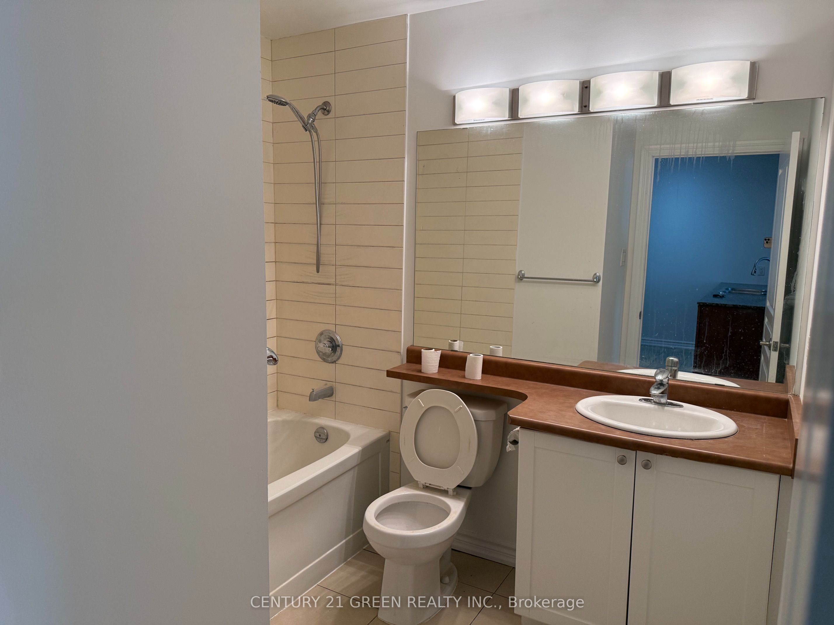 3525 Kariya Drive 507 Property Photo 20