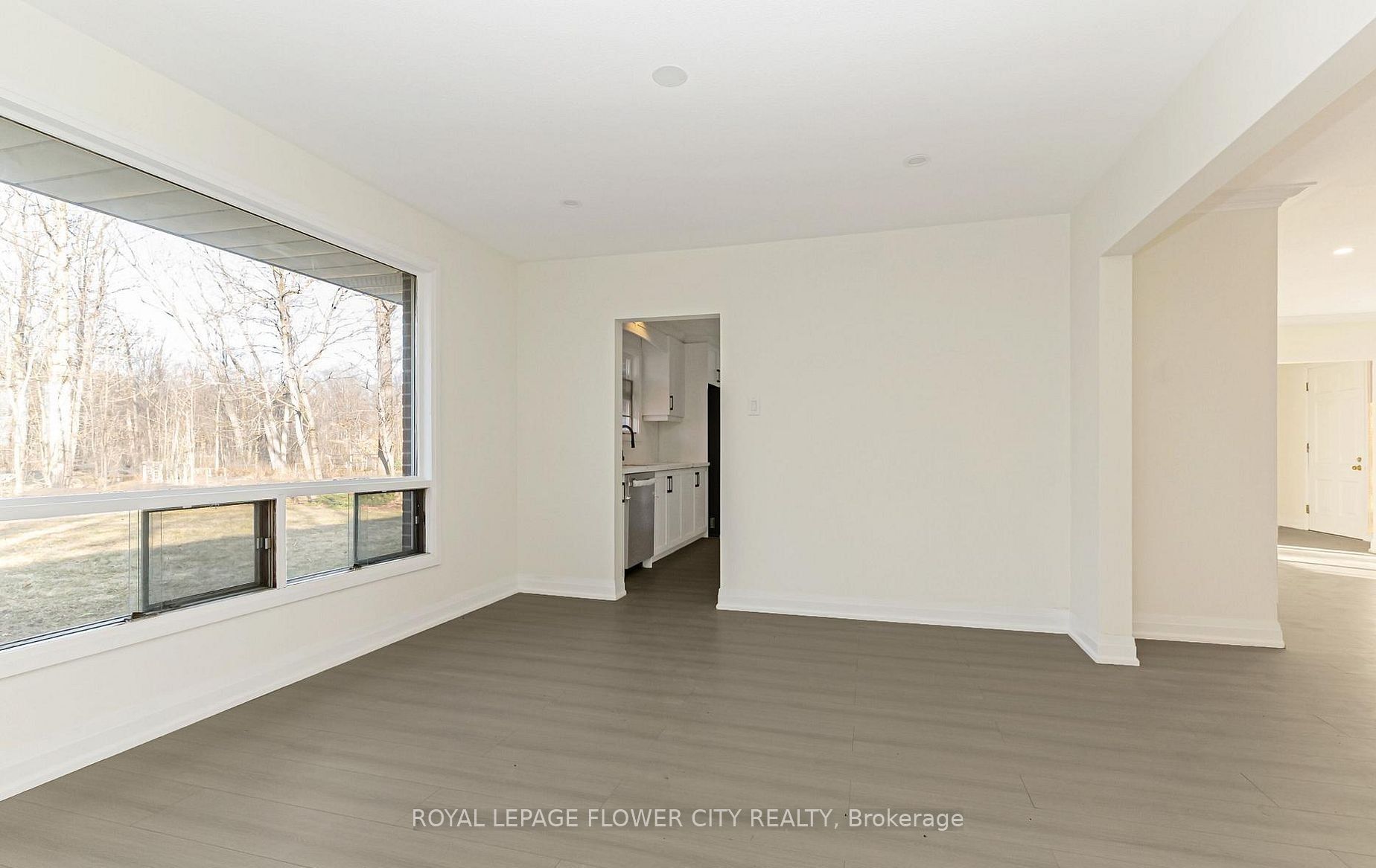 8449 Eigth Line Property Photo 11
