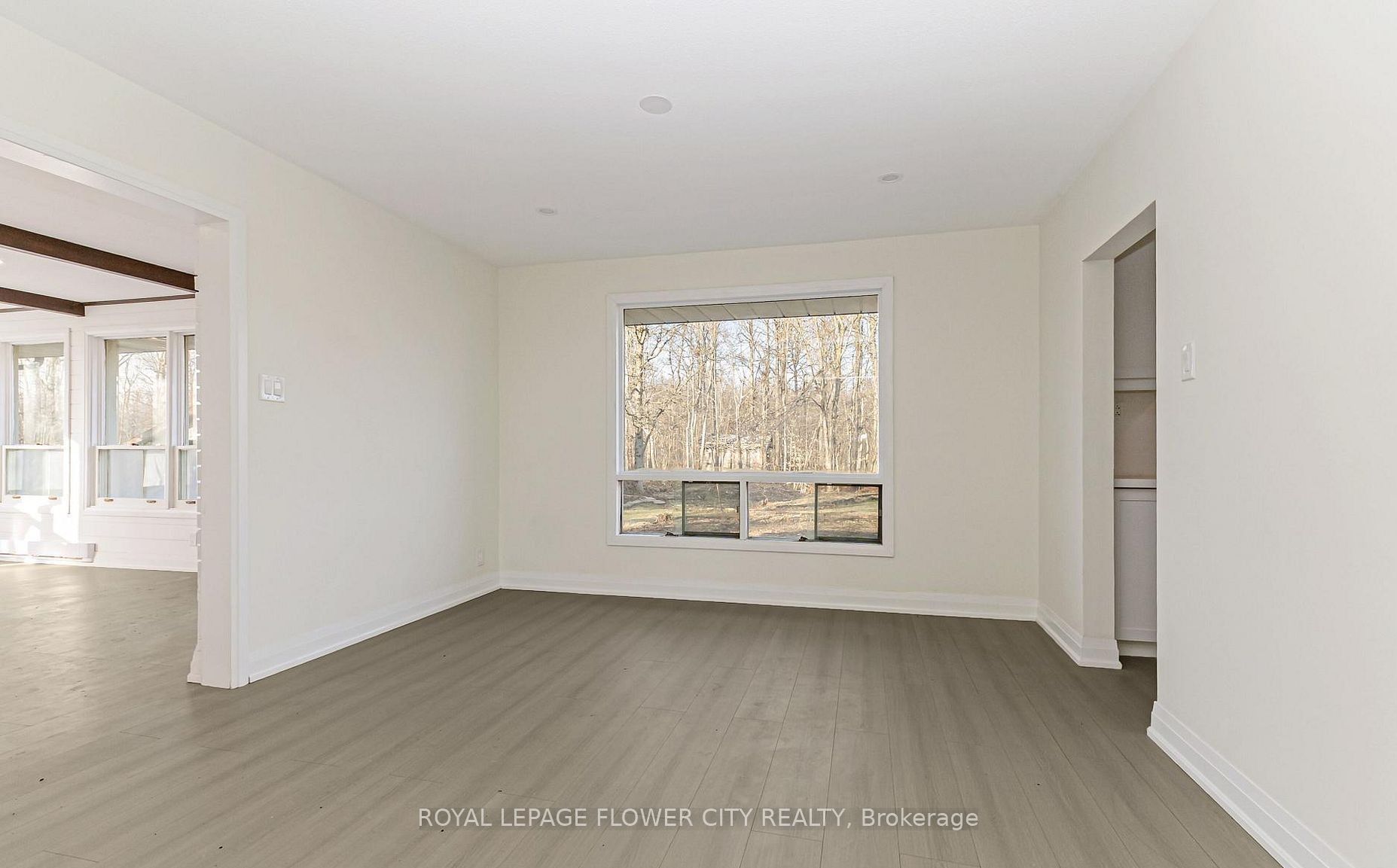 8449 Eigth Line Property Photo 12