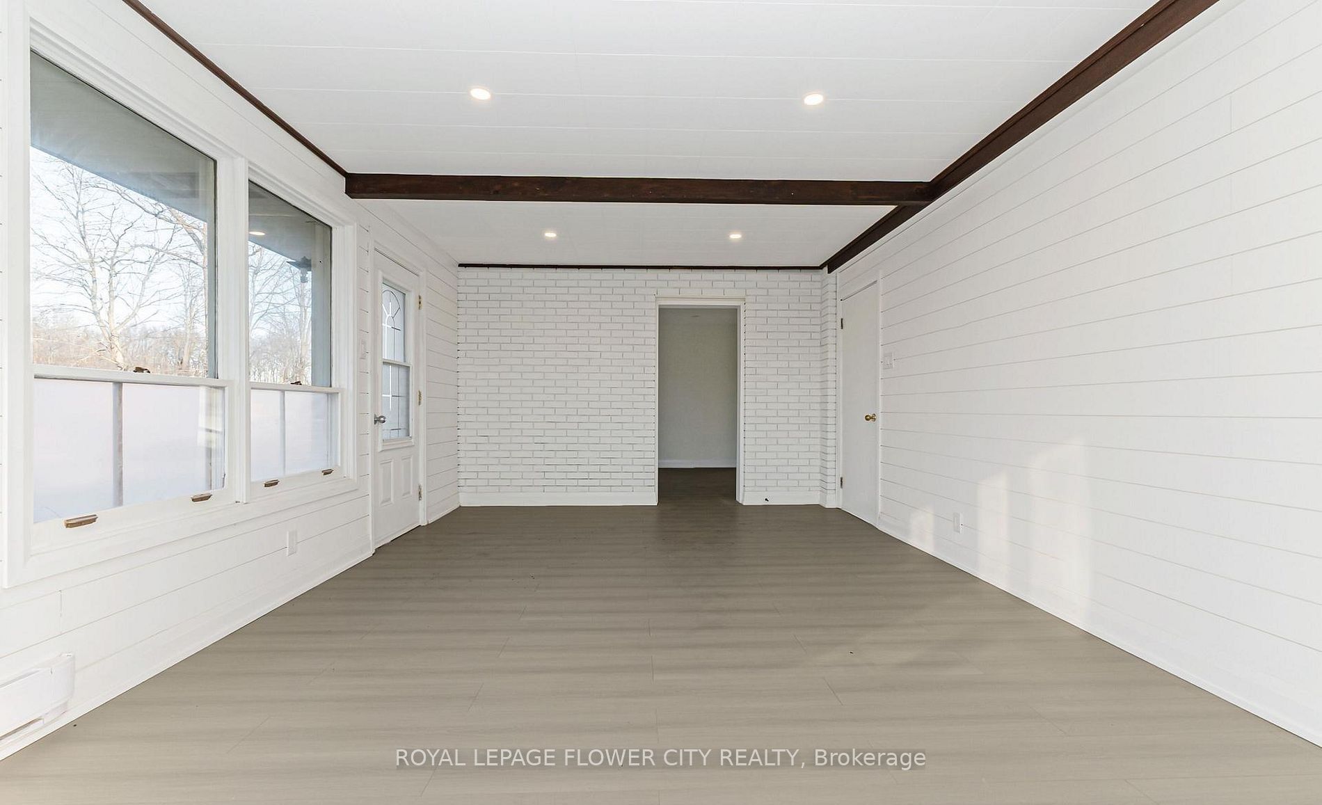 8449 Eigth Line Property Photo 13