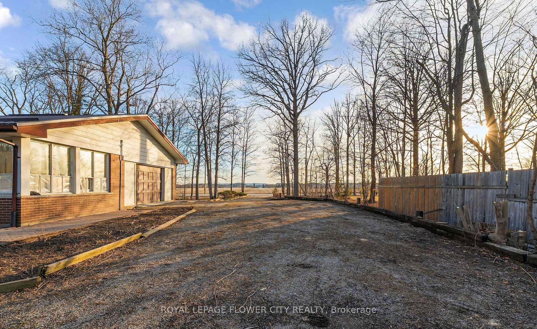 8449 Eigth Line Property Photo 33