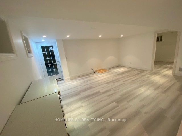 17 Crescent Hill Property Photo 1