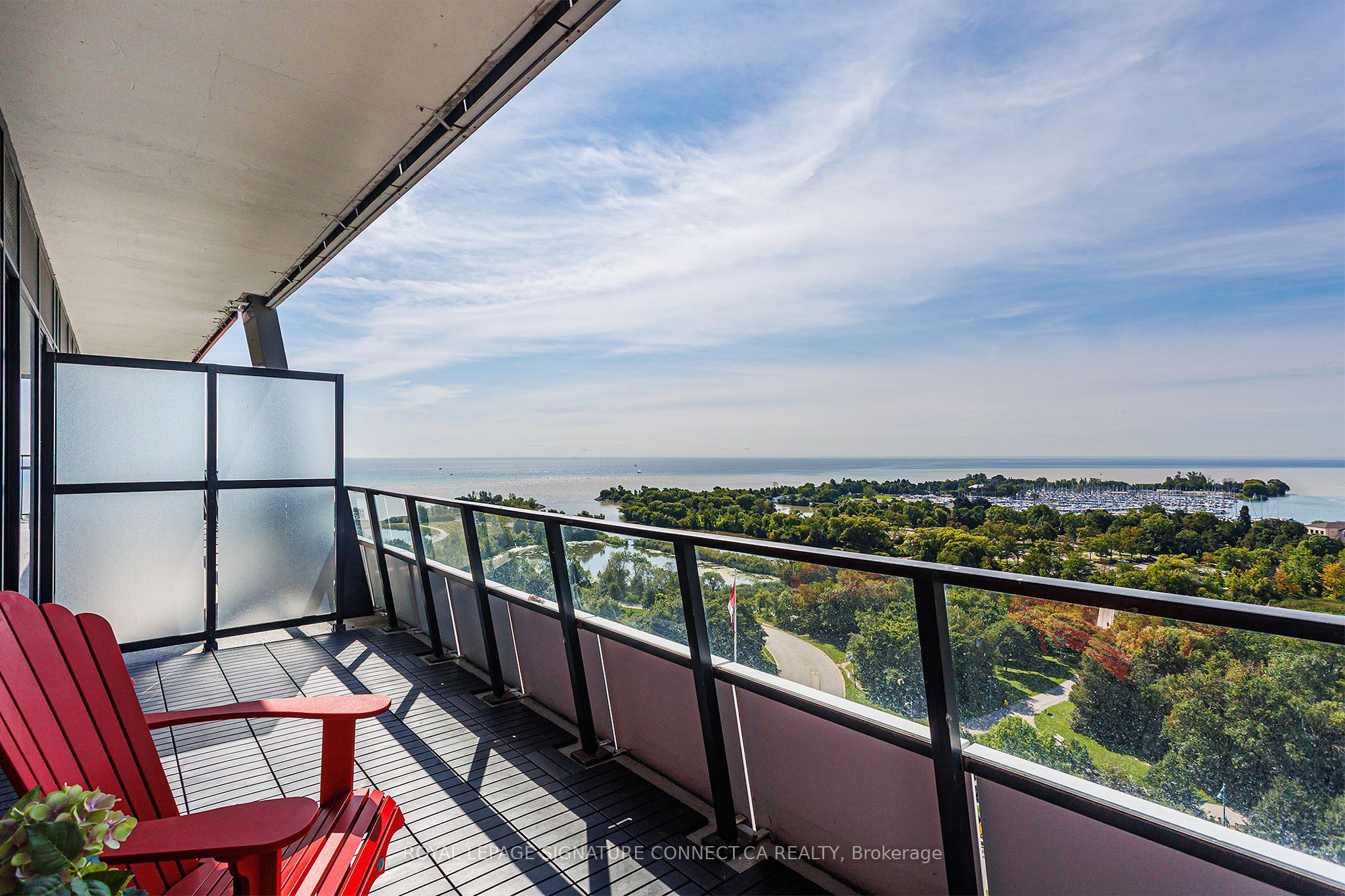 30 Shore Breeze Drive 1319 Property Photo 2