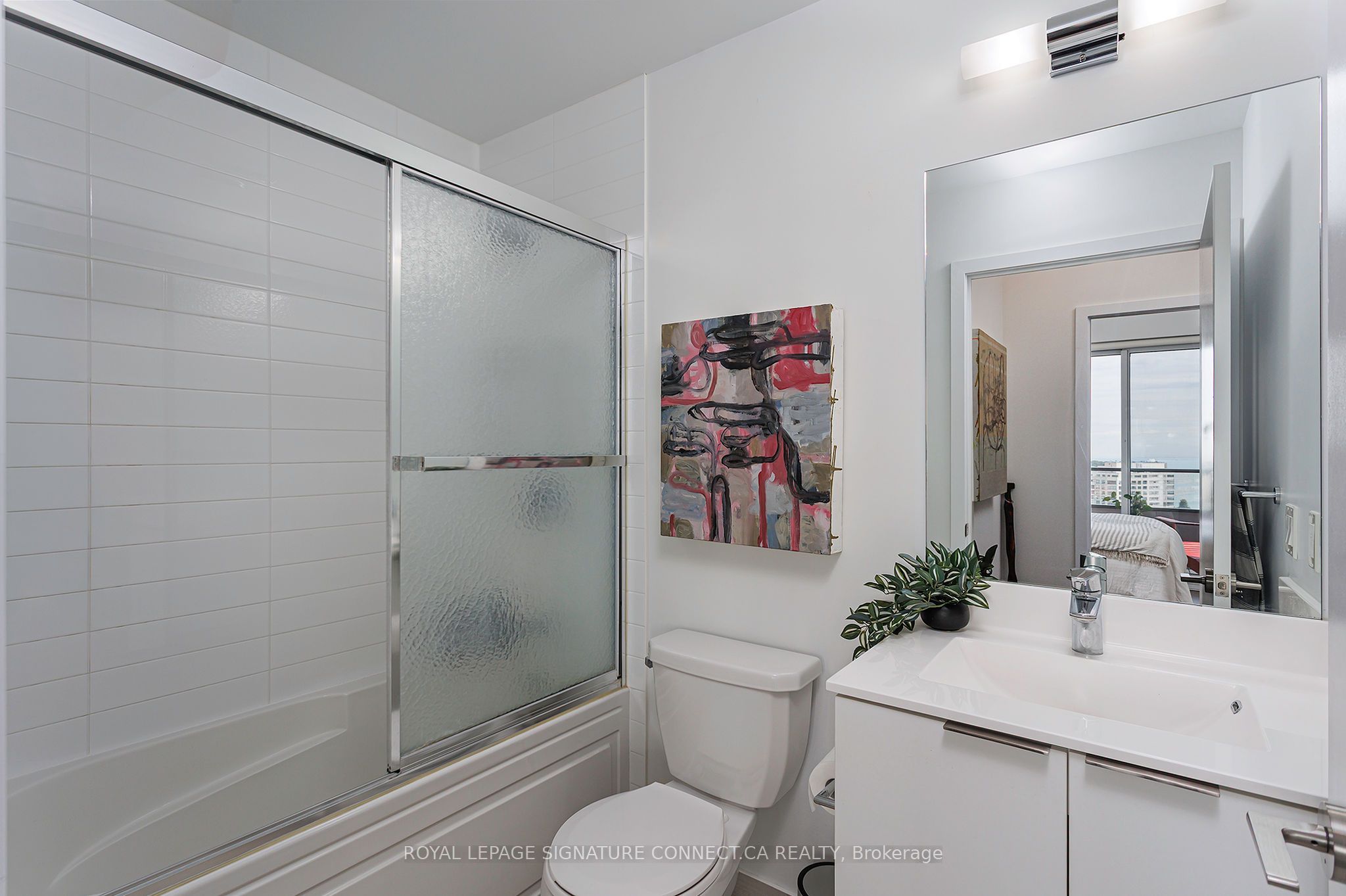 30 Shore Breeze Drive 1319 Property Photo 13