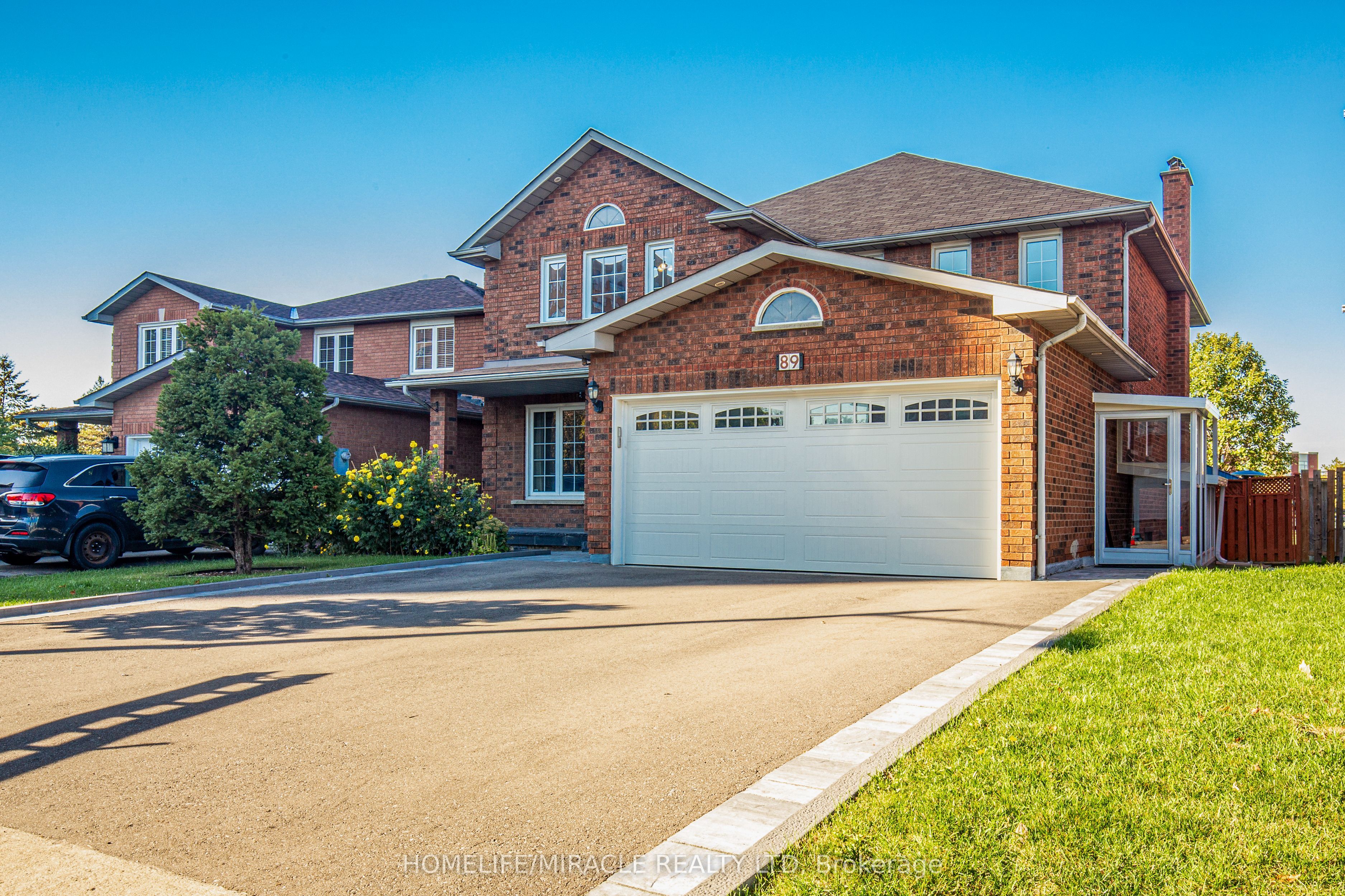 W14099852 Property Photo 3