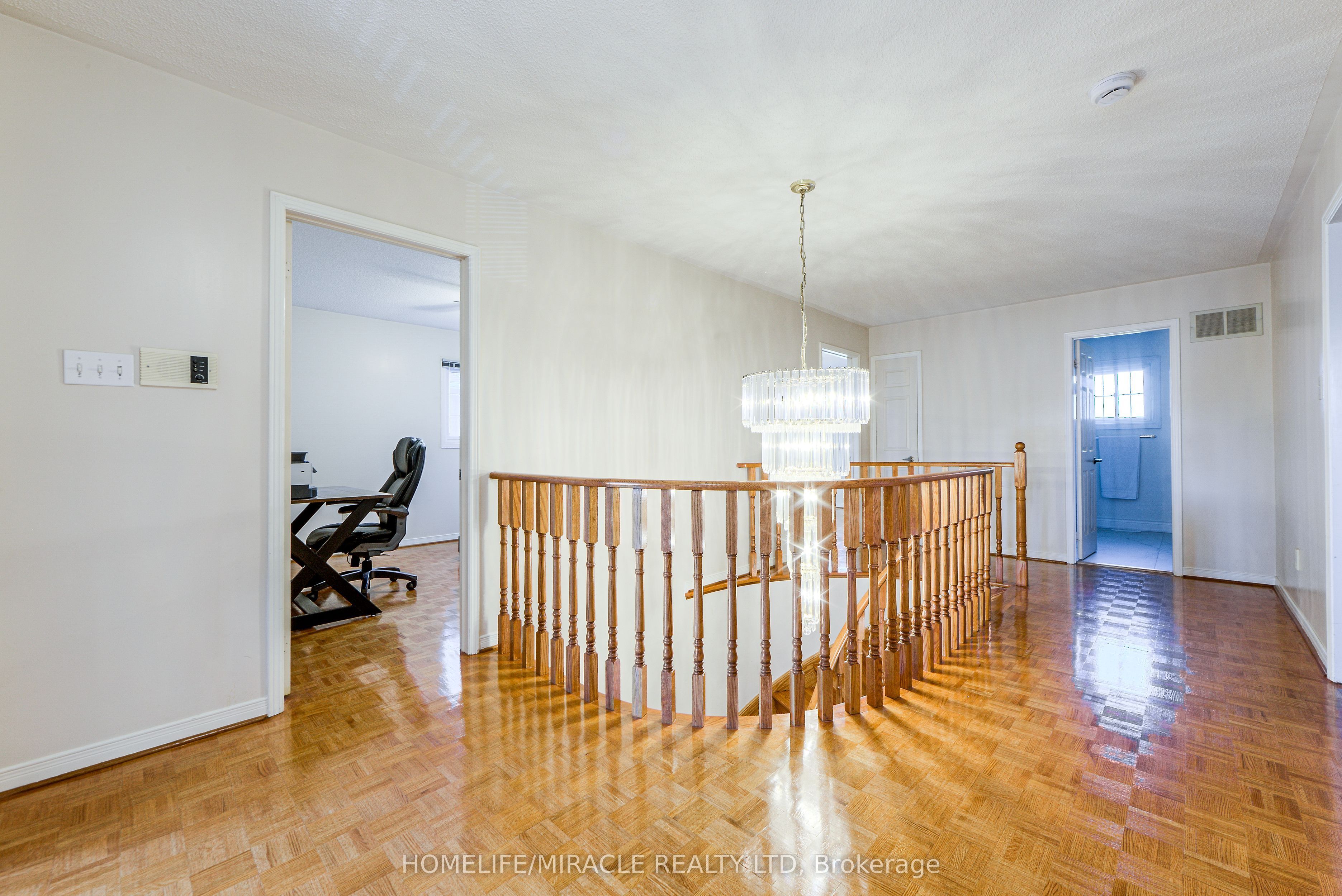 W14099852 Property Photo 13