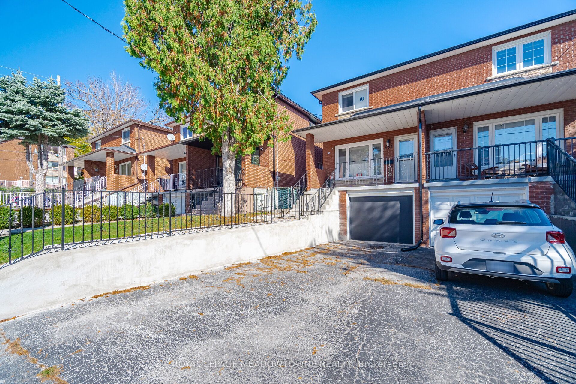 451 Westmoreland Avenue N Property Photo 3