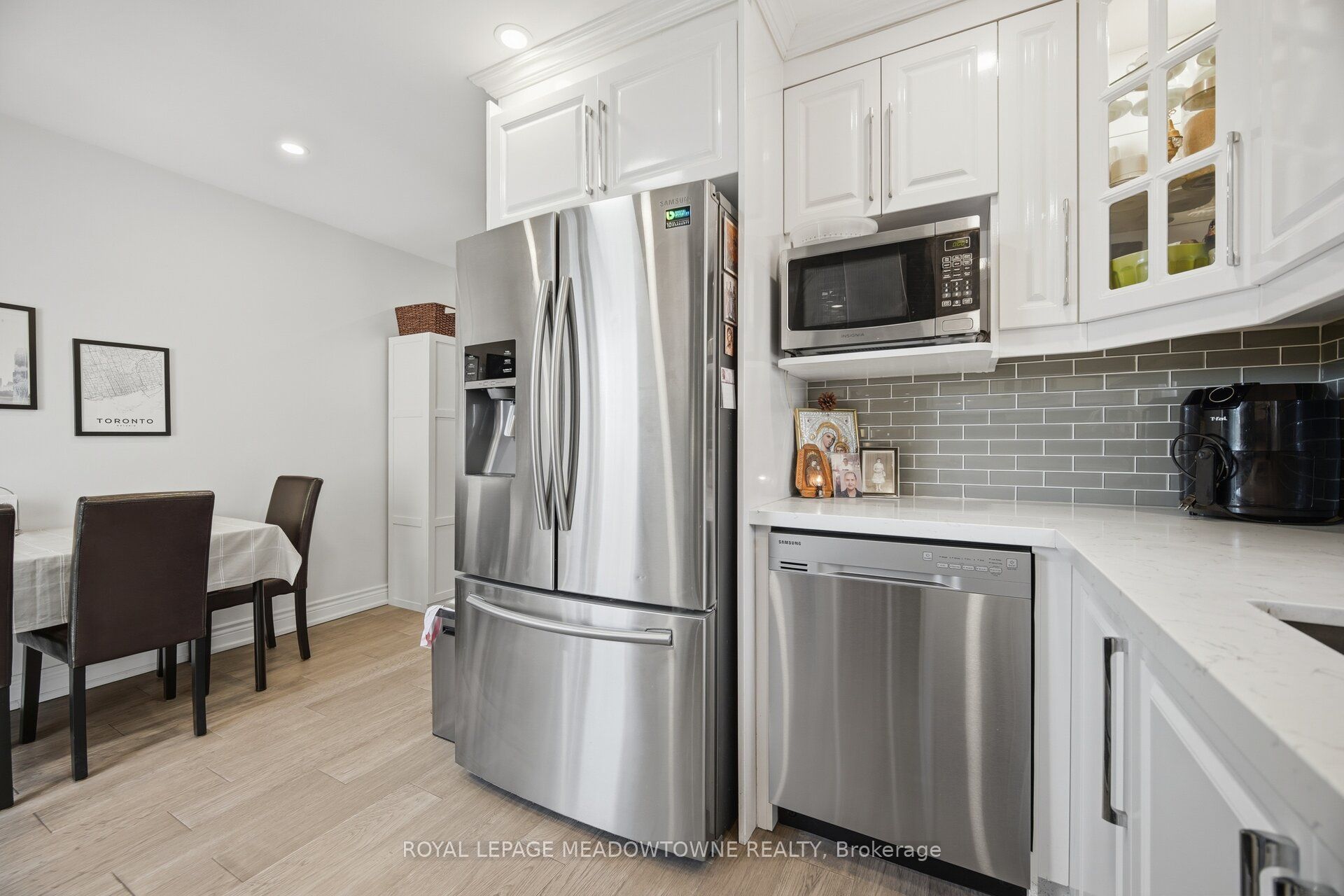 451 Westmoreland Avenue N Property Photo 16