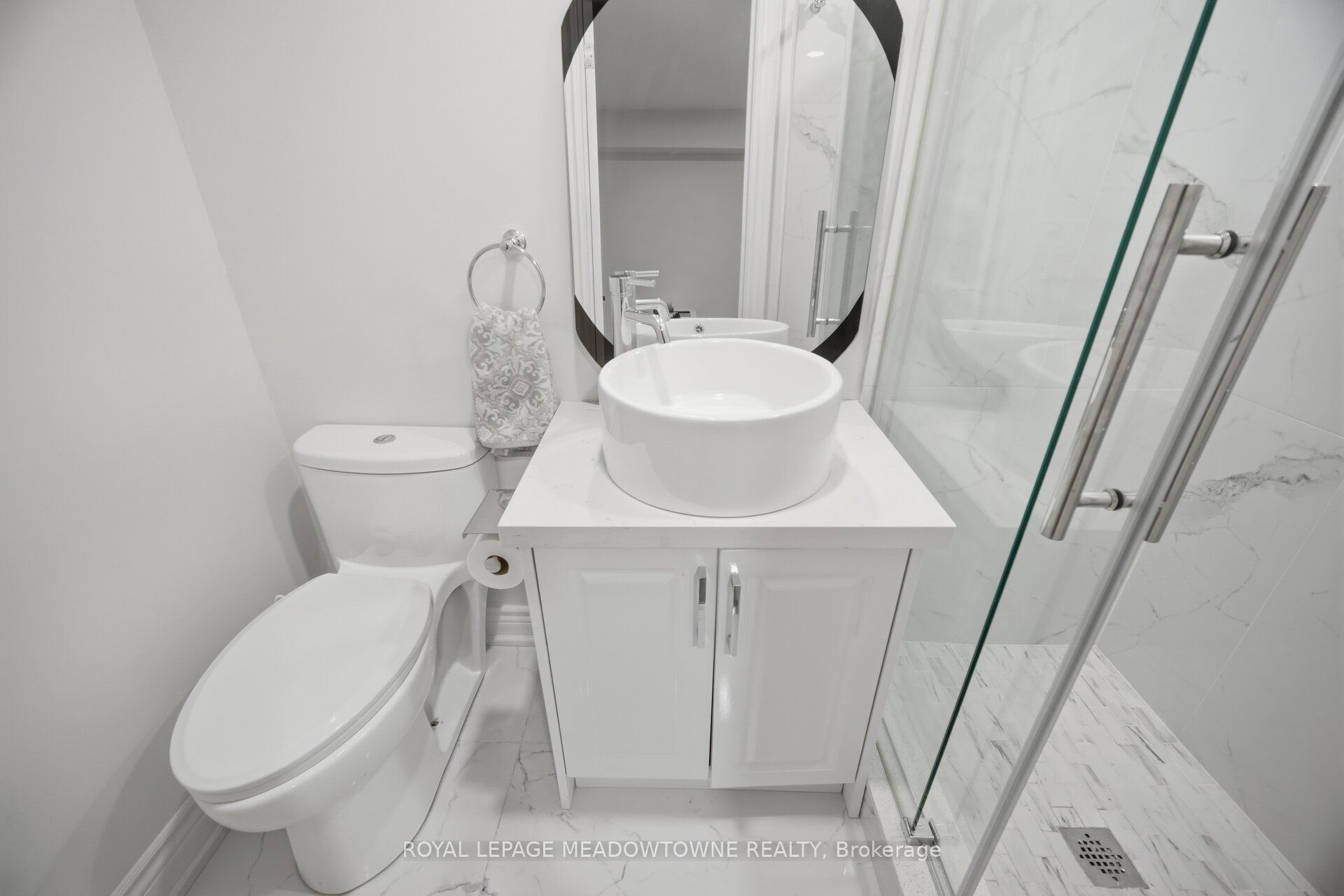 451 Westmoreland Avenue N Property Photo 37