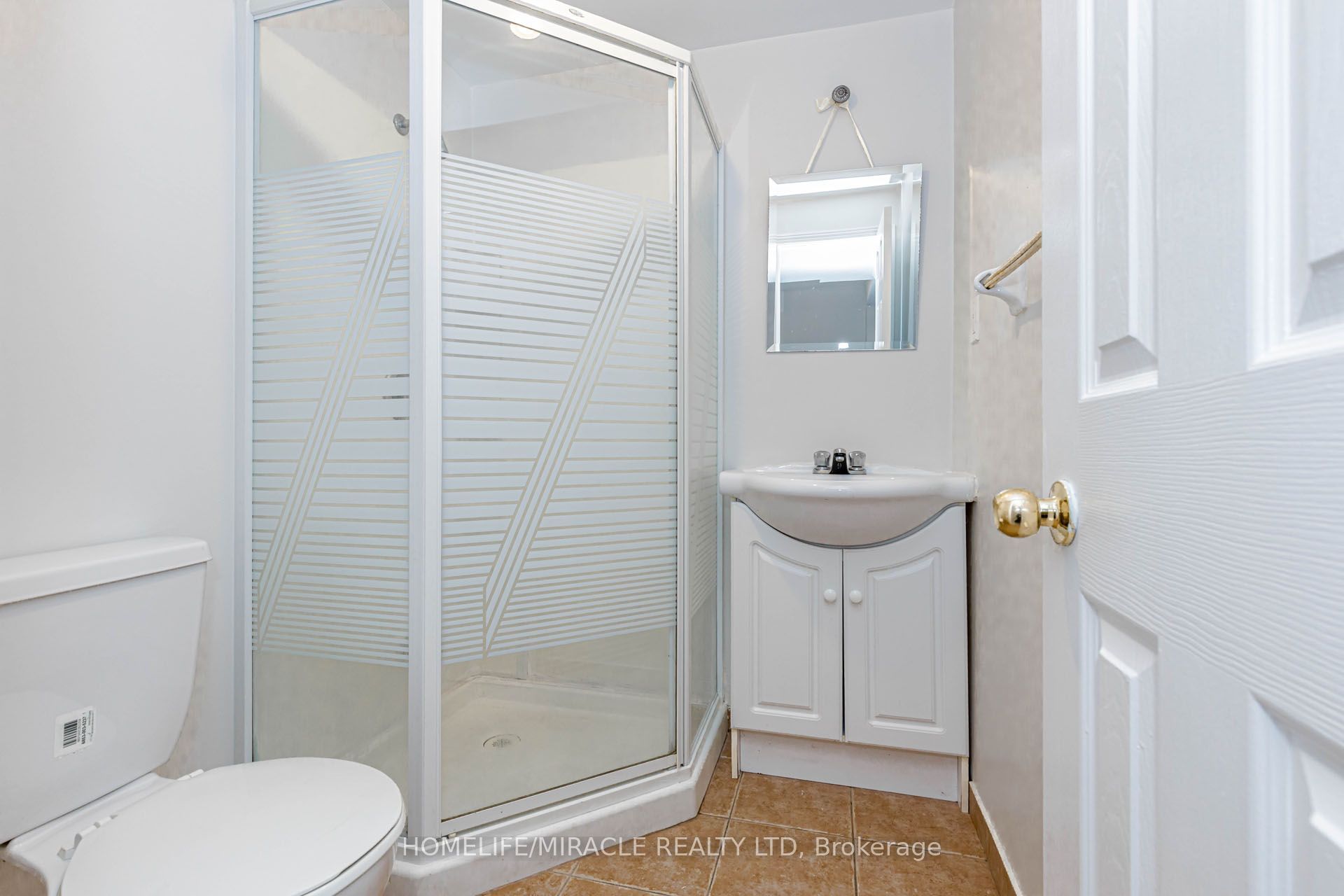 955 Bristol Road W Property Photo 46