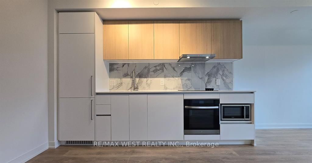1100 Sheppard Avenue W 236 Property Photo 5