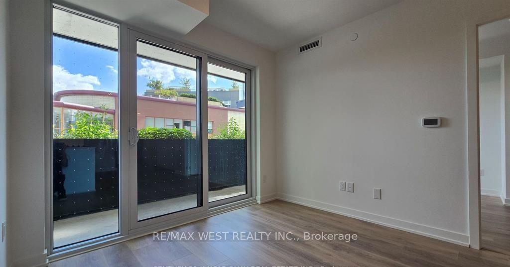1100 Sheppard Avenue W 236 Property Photo 8