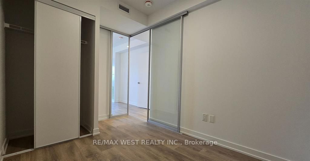 1100 Sheppard Avenue W 236 Property Photo 15