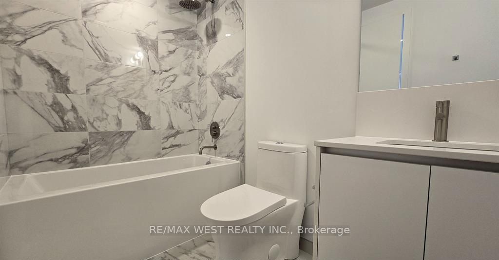 1100 Sheppard Avenue W 236 Property Photo 16
