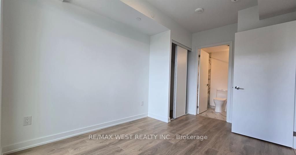 1100 Sheppard Avenue W 236 Property Photo 18