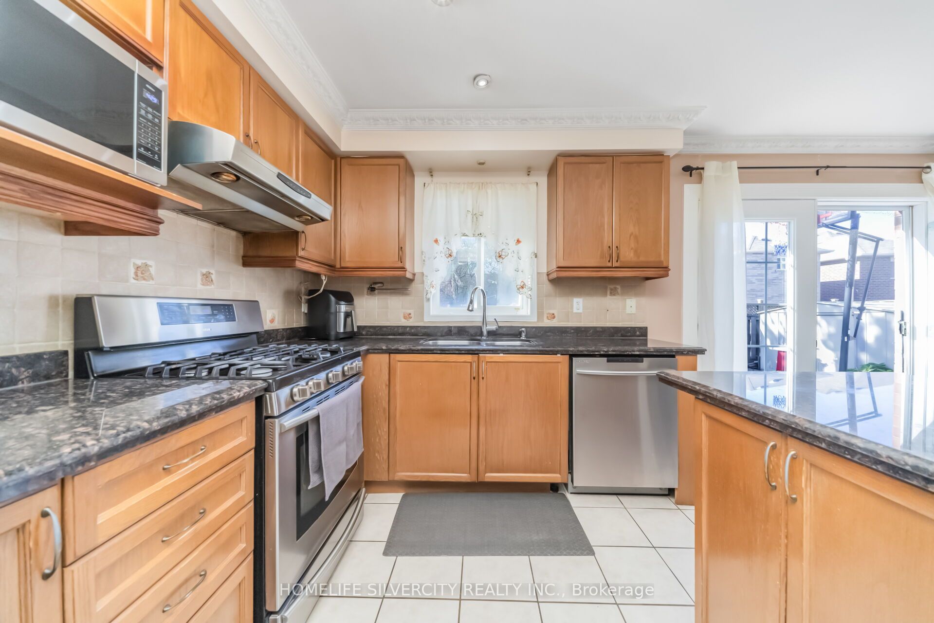 30 Fairhill Avenue Property Photo 13