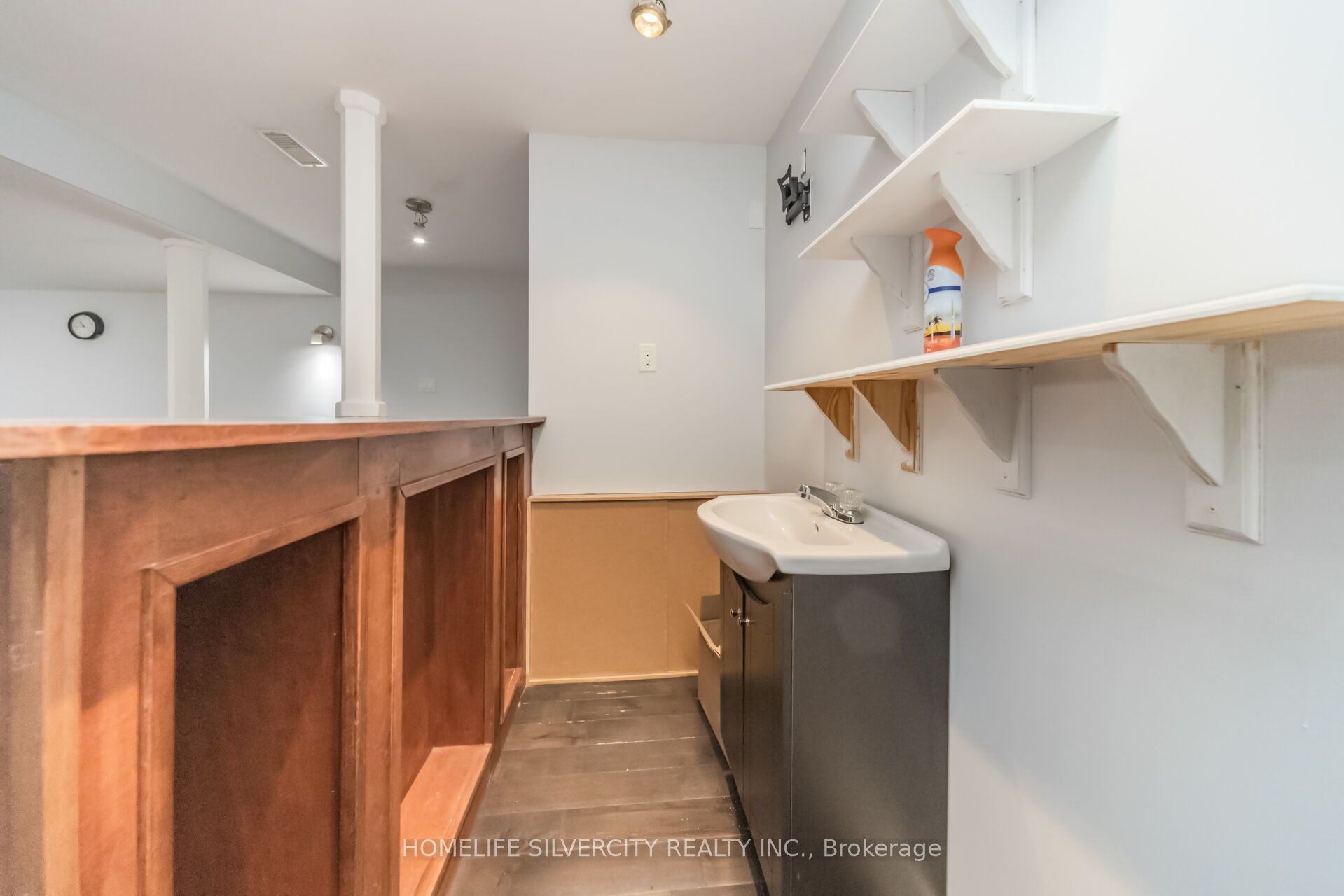 30 Fairhill Avenue Property Photo 37