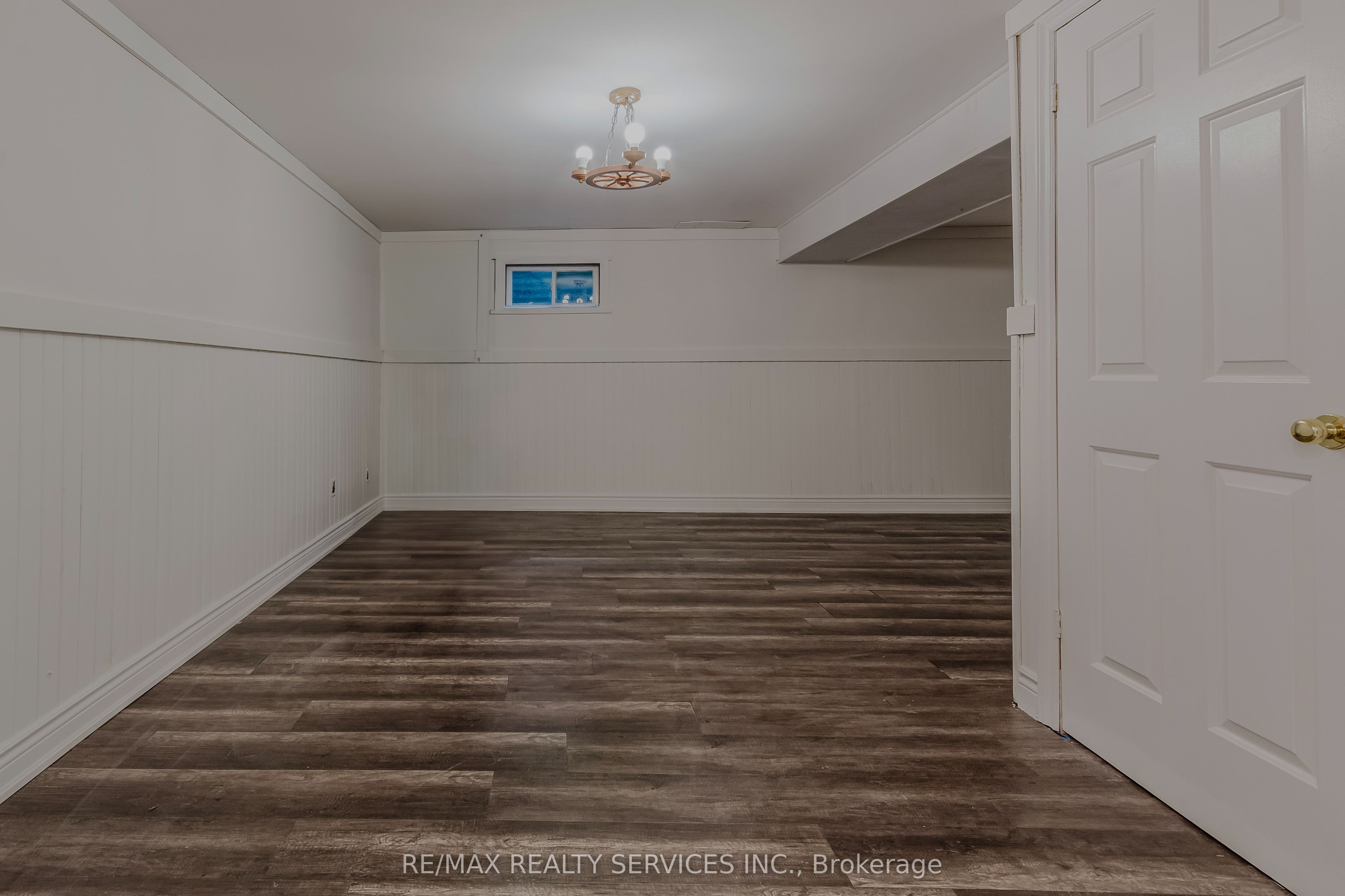 75 Royal Salisbury Way Property Photo 17