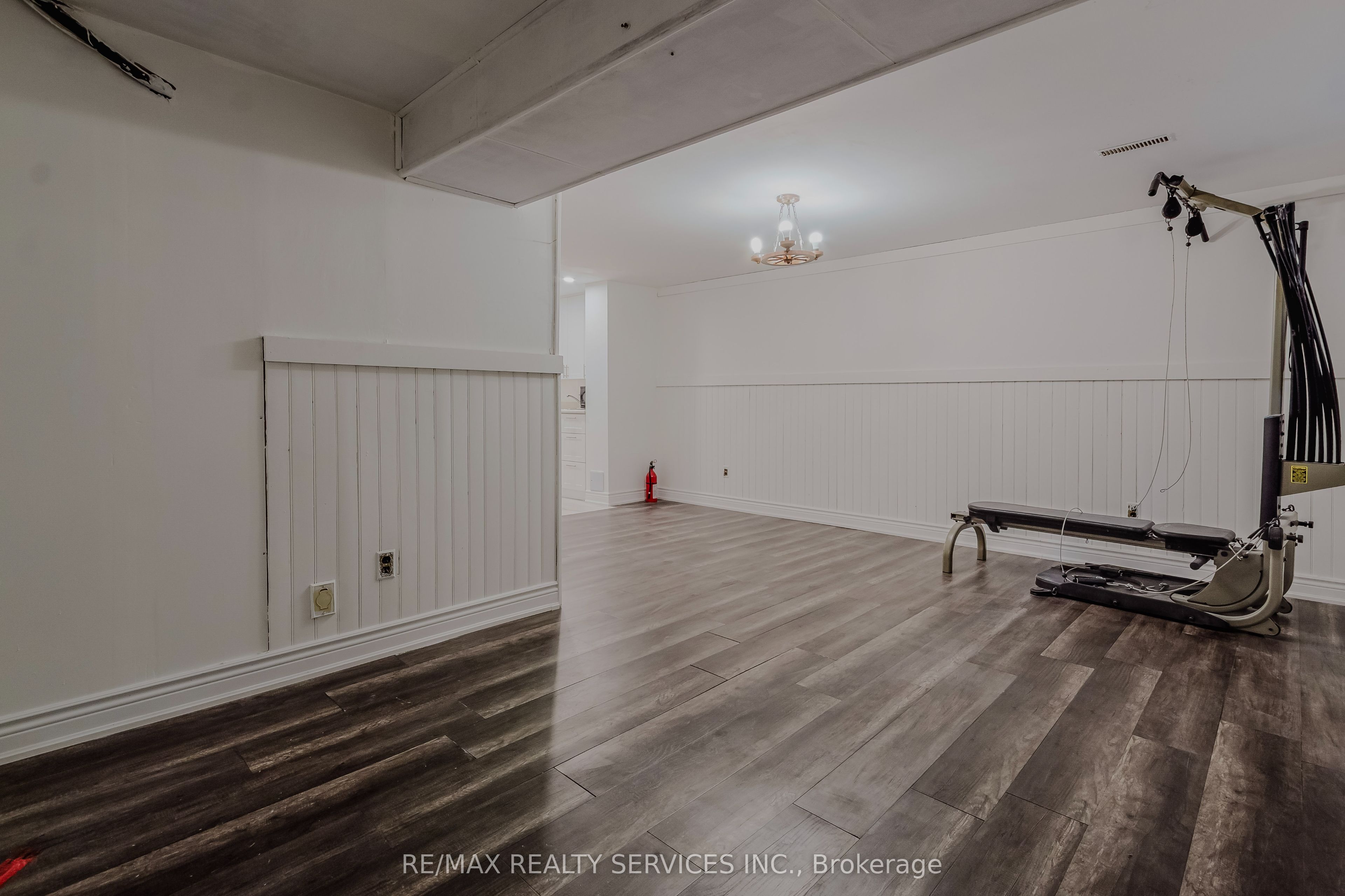 75 Royal Salisbury Way Property Photo 18