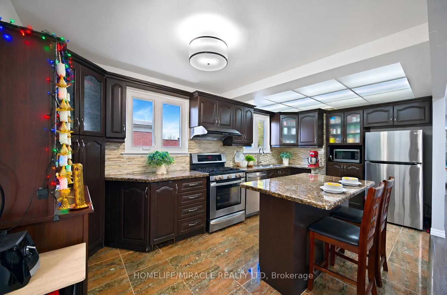 14 Tinton Crescent Property Photo 16