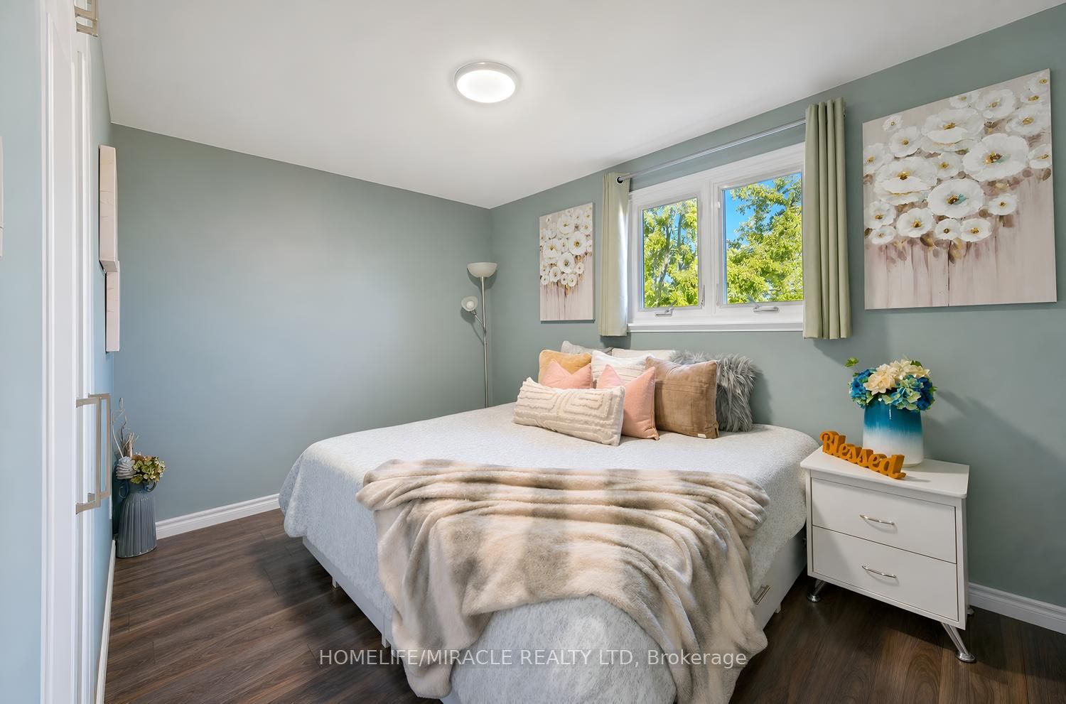 14 Tinton Crescent Property Photo 23