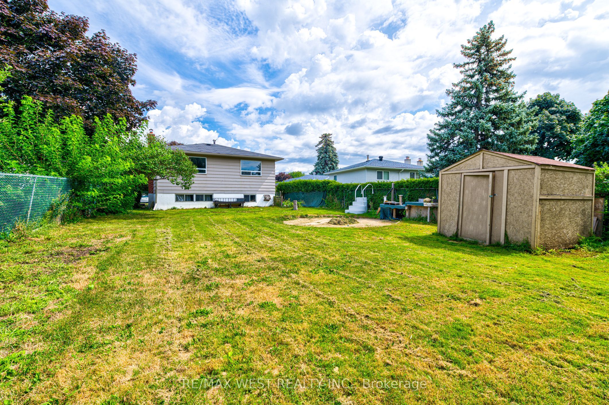 18 Glenforest Road Upper Lvl Property Photo 2