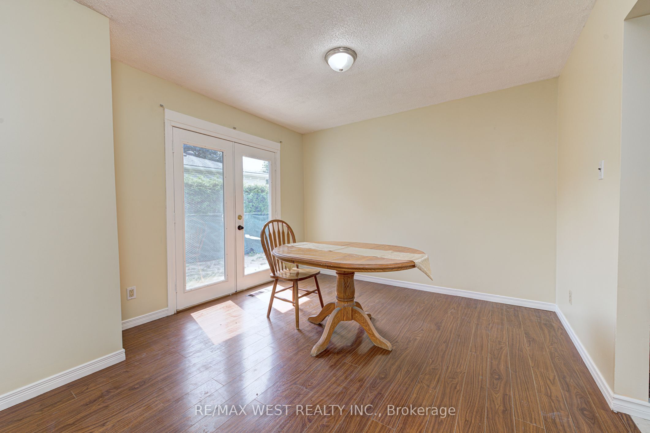 18 Glenforest Road Upper Lvl Property Photo 10