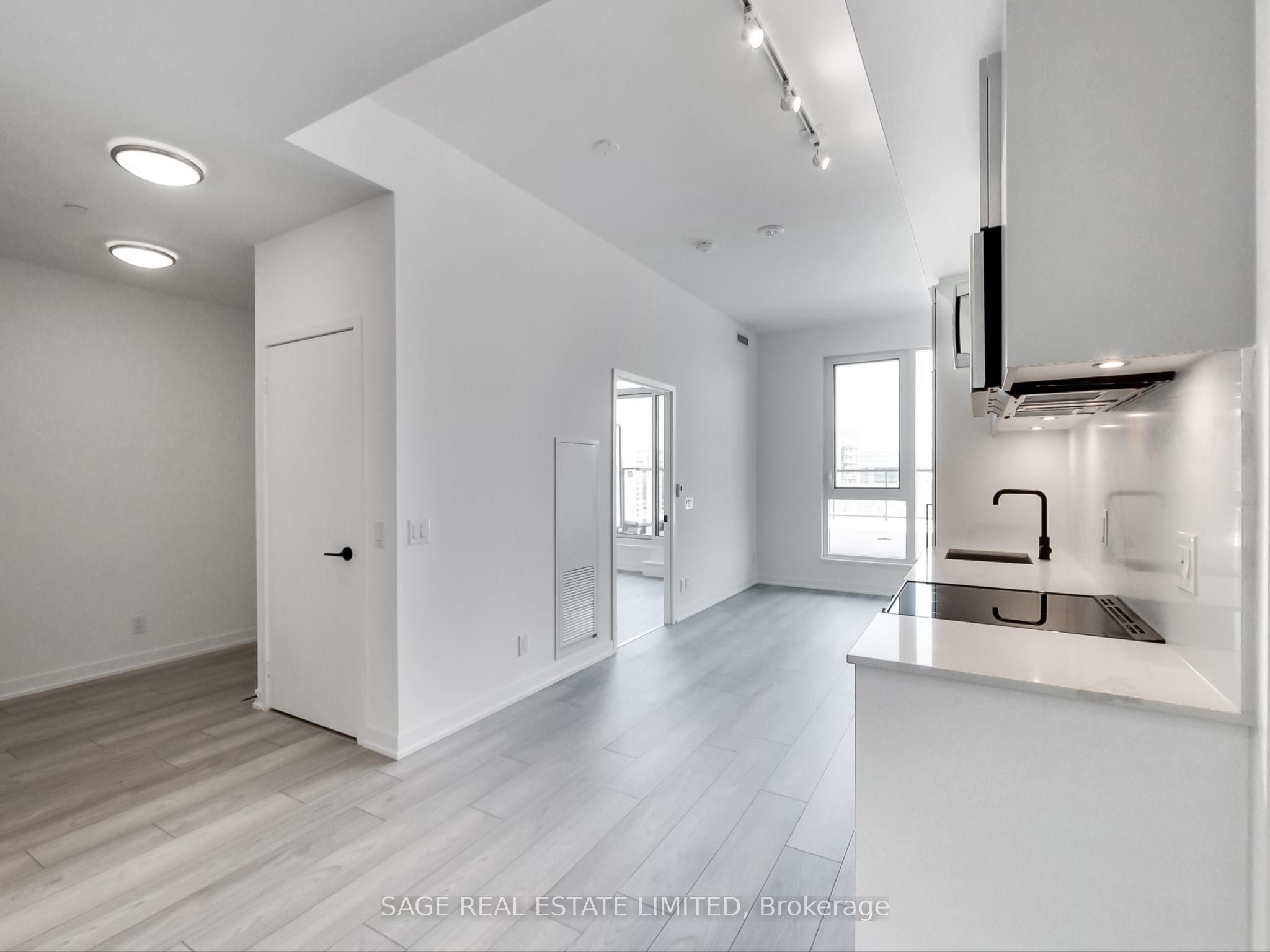 285 Dufferin Street 1401 Property Photo 6