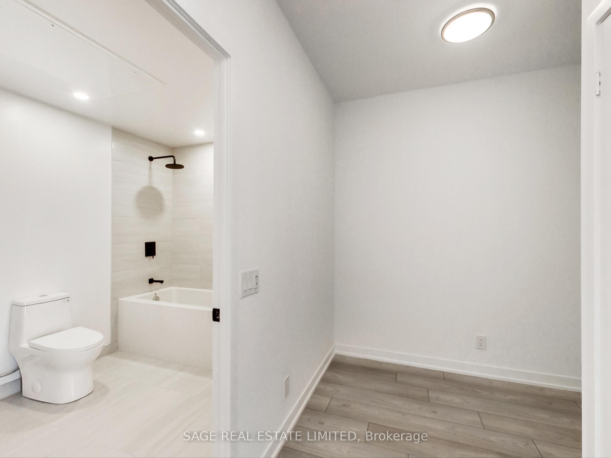 285 Dufferin Street 1401 Property Photo 11
