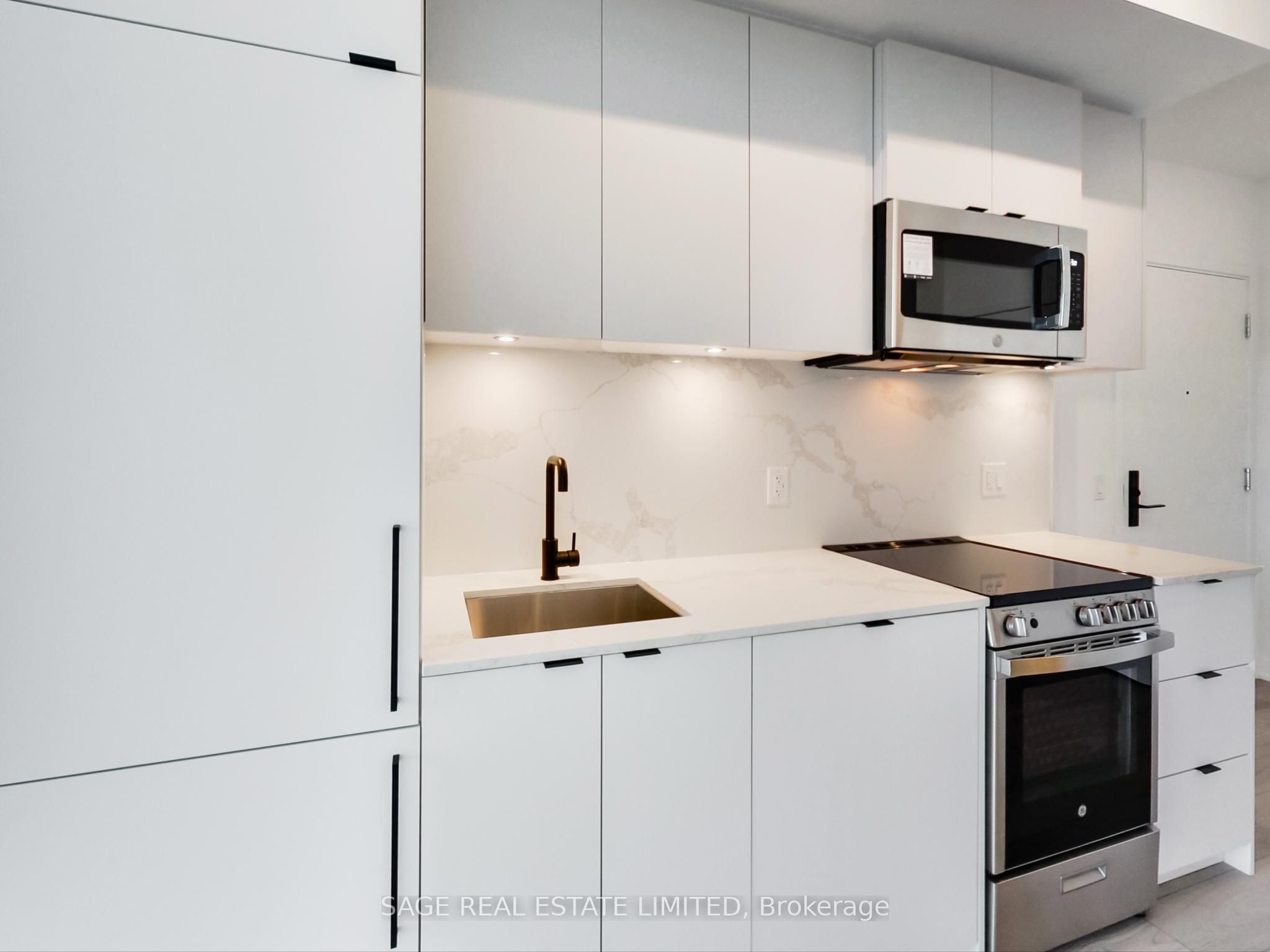 285 Dufferin Street 1401 Property Photo 18