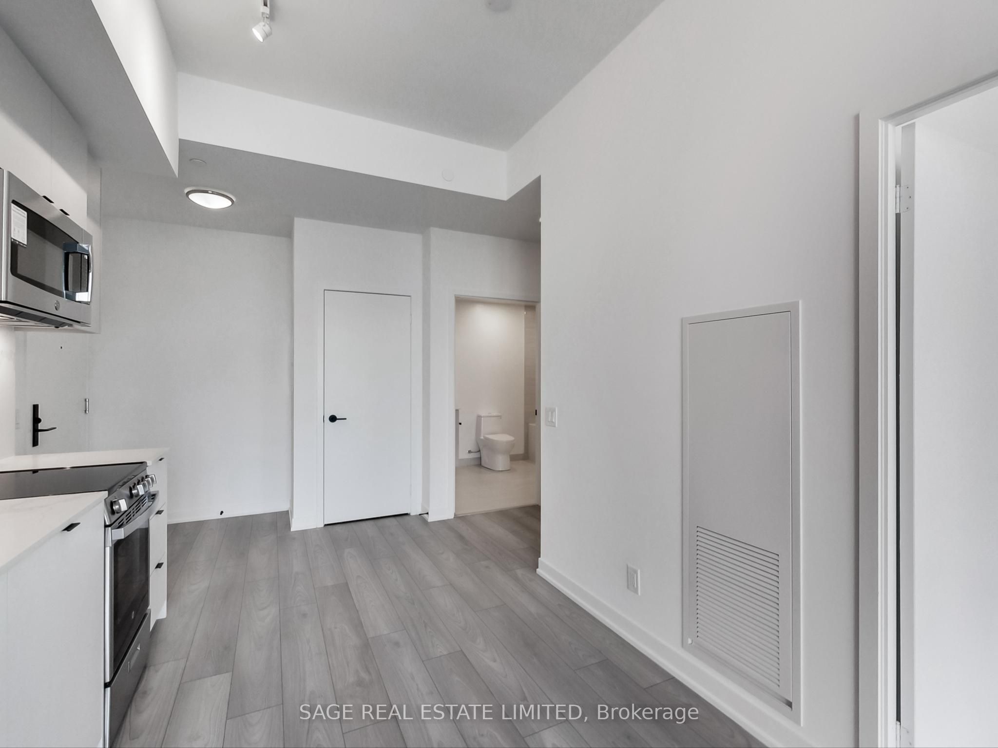 285 Dufferin Street 1401 Property Photo 24