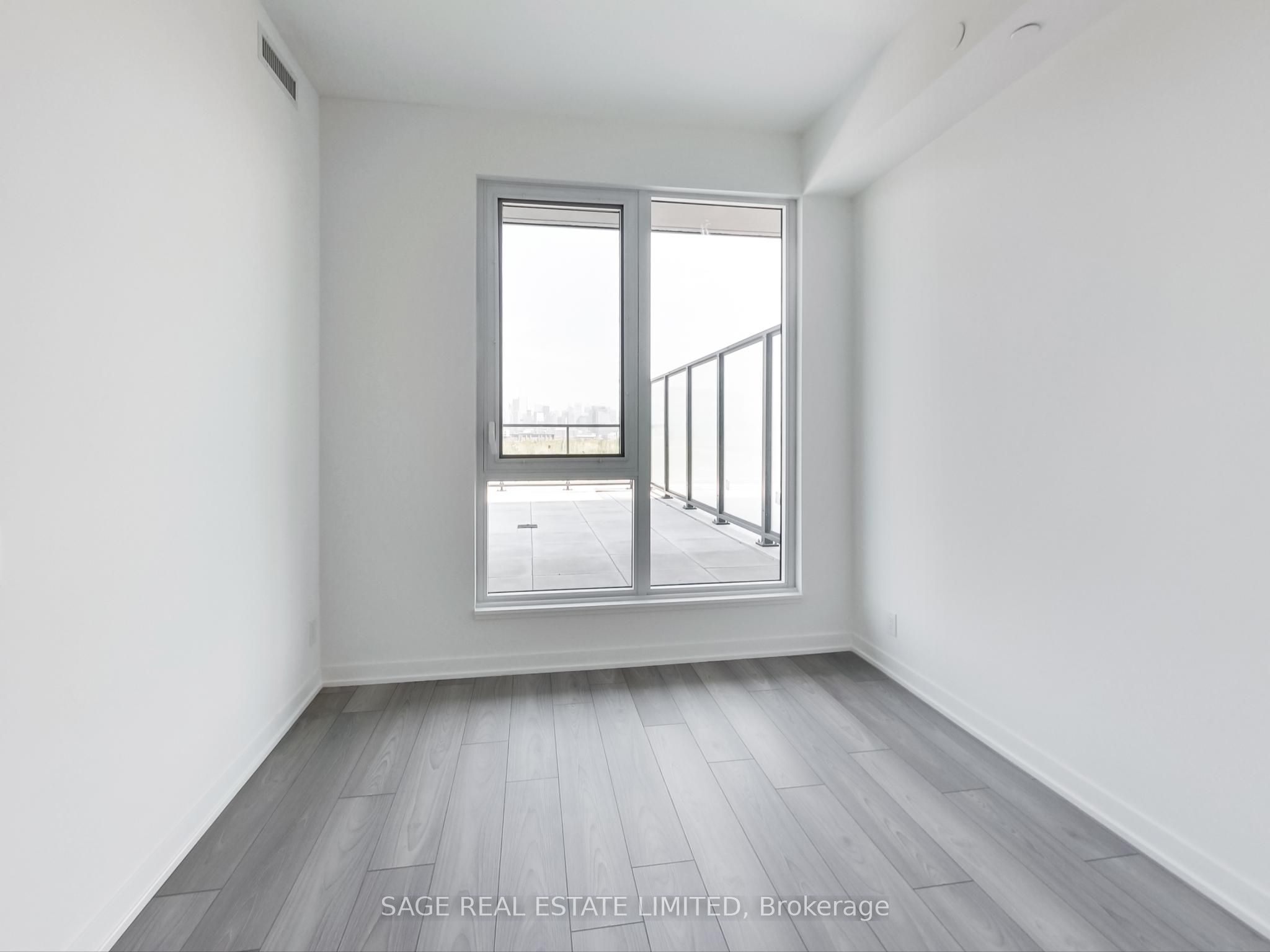 285 Dufferin Street 1401 Property Photo 25
