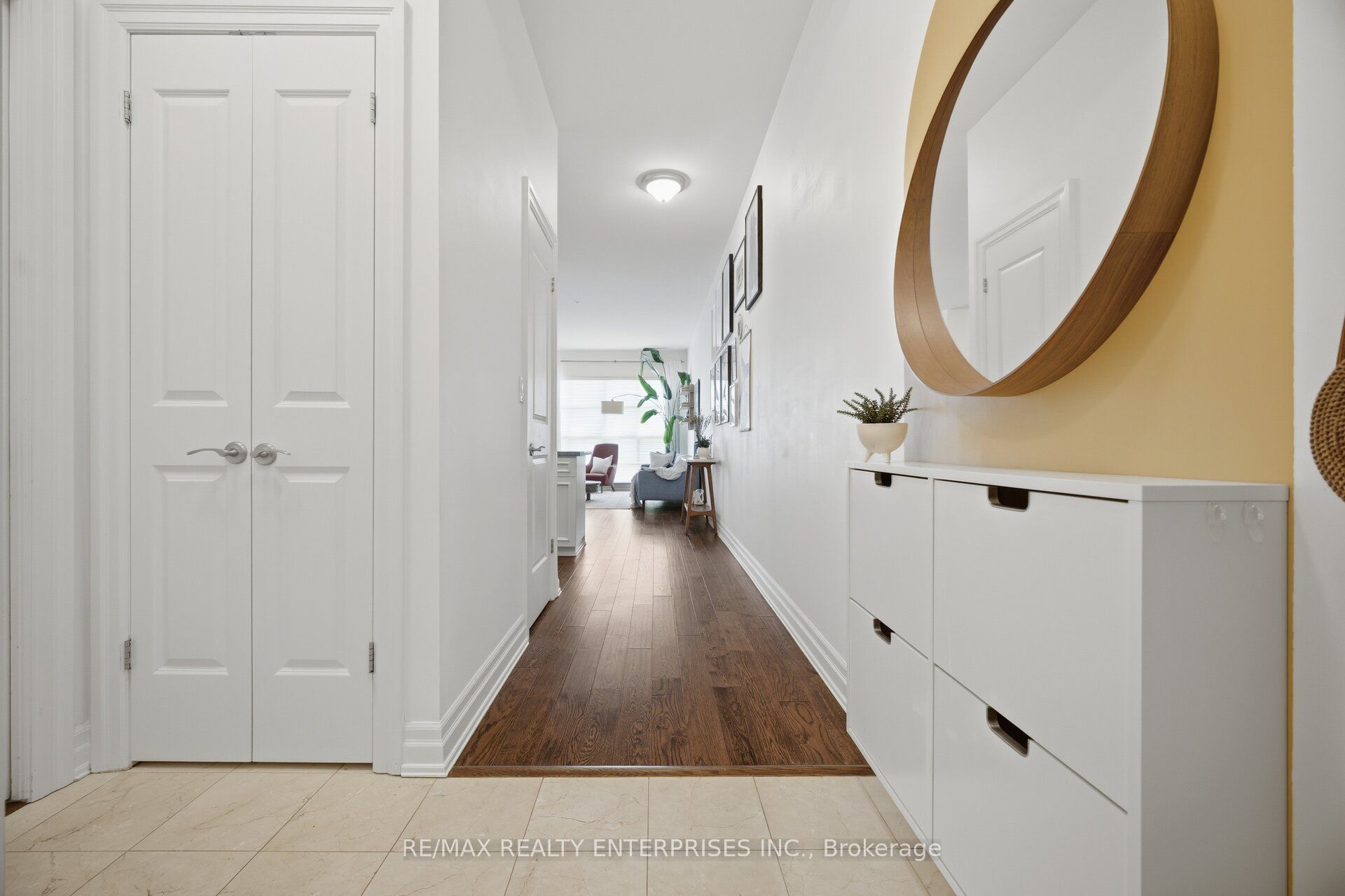 2855 Bloor Street W 103 Property Photo 3