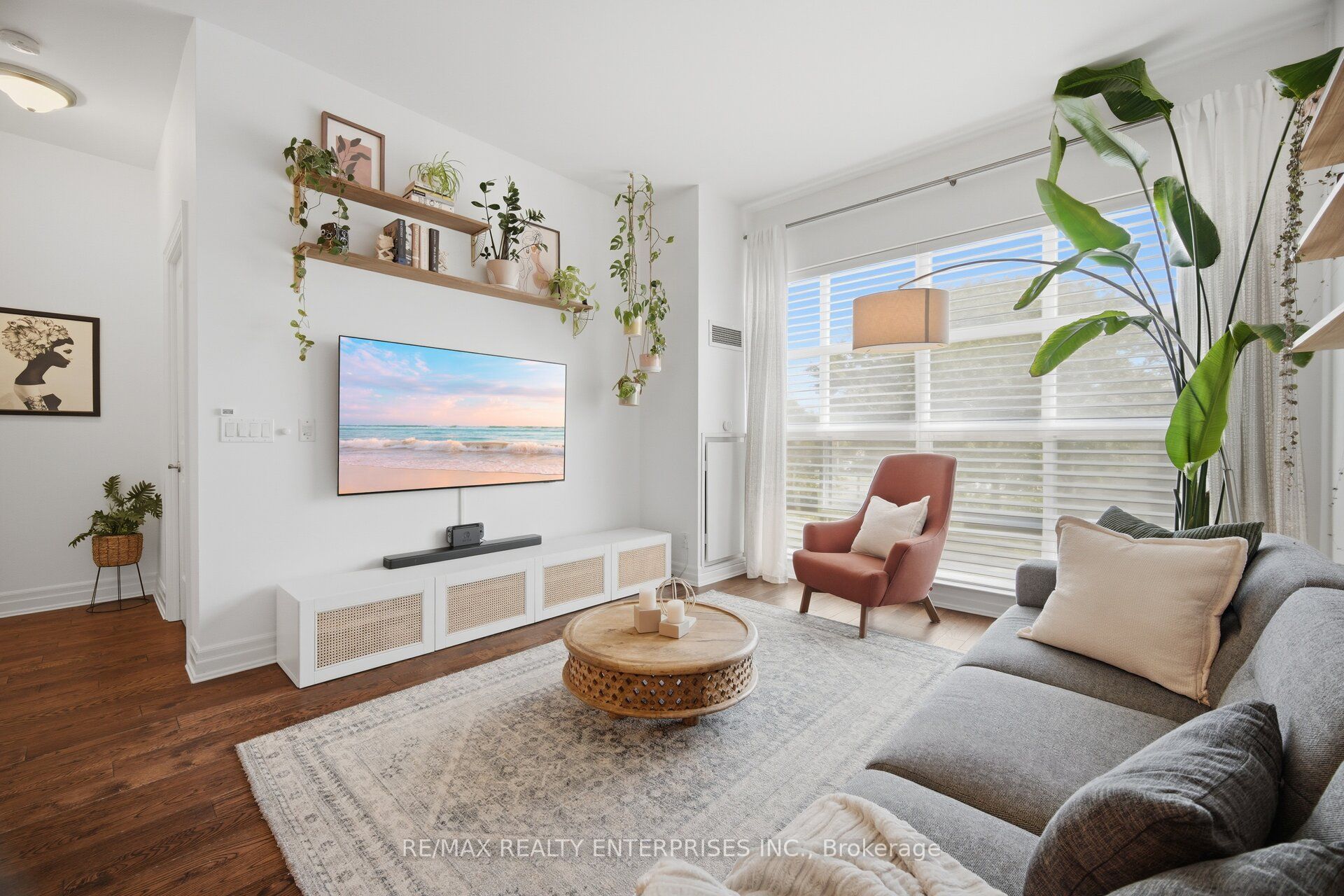 2855 Bloor Street W 103 Property Photo 10