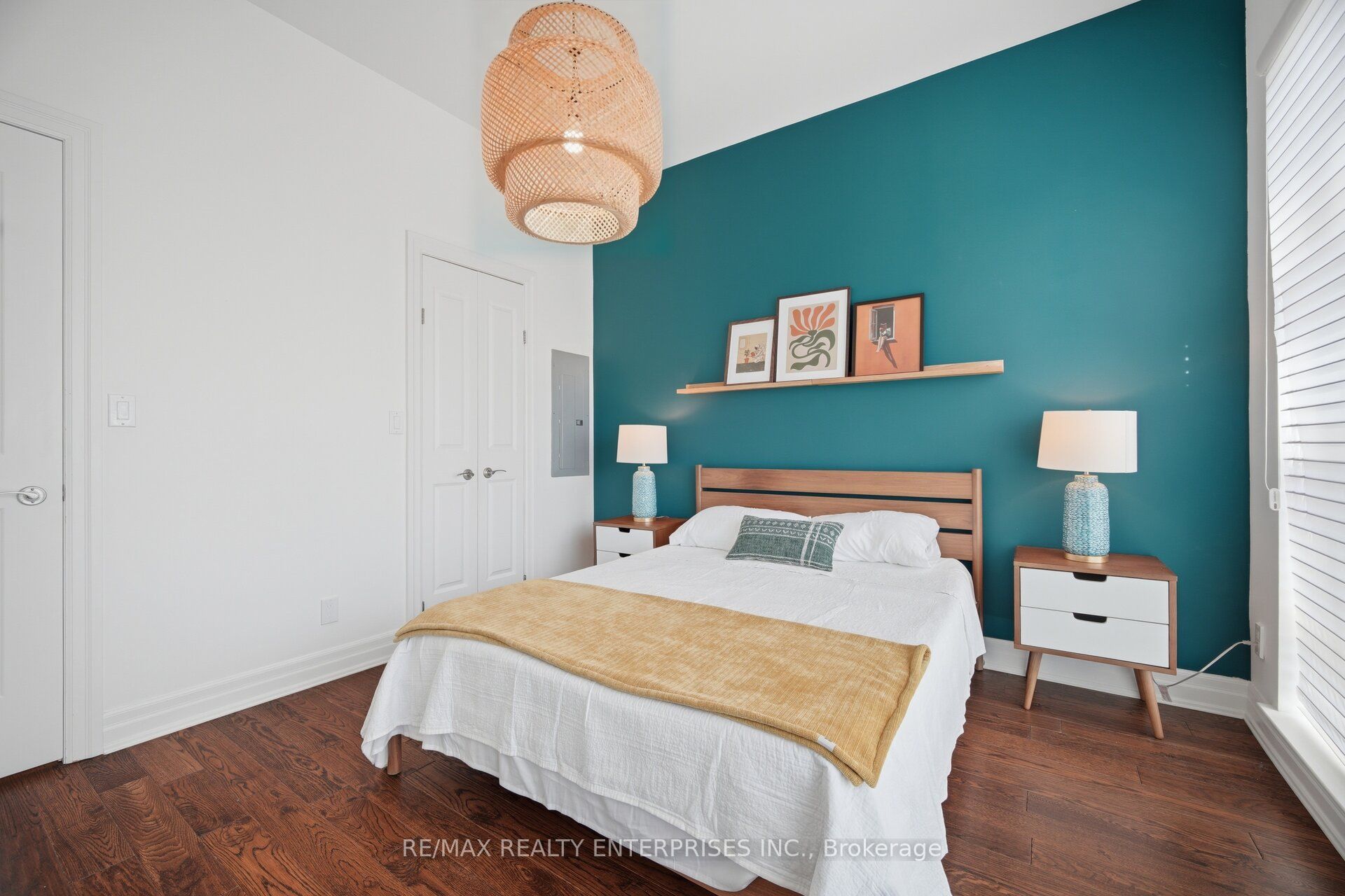 2855 Bloor Street W 103 Property Photo 12