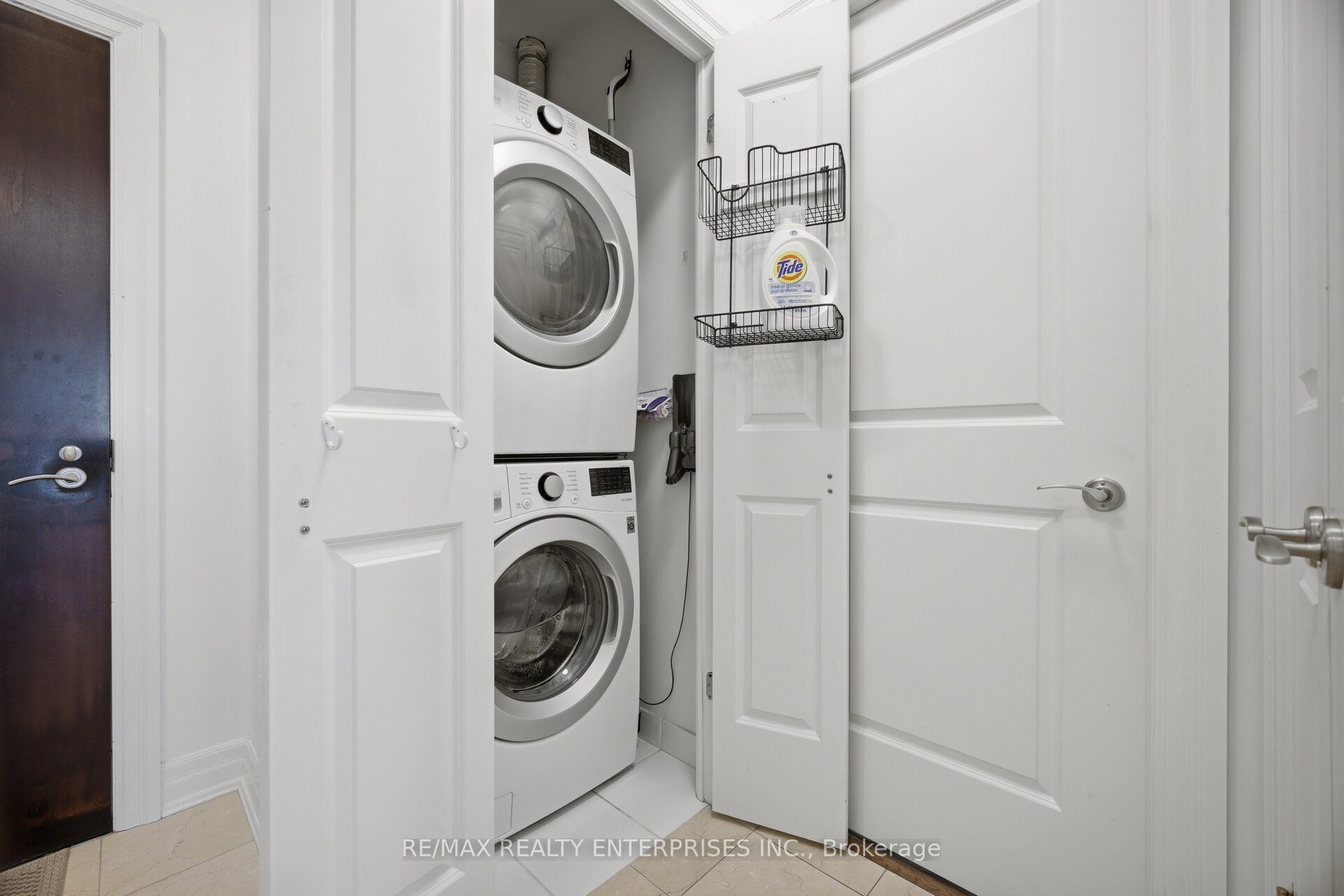 2855 Bloor Street W 103 Property Photo 20