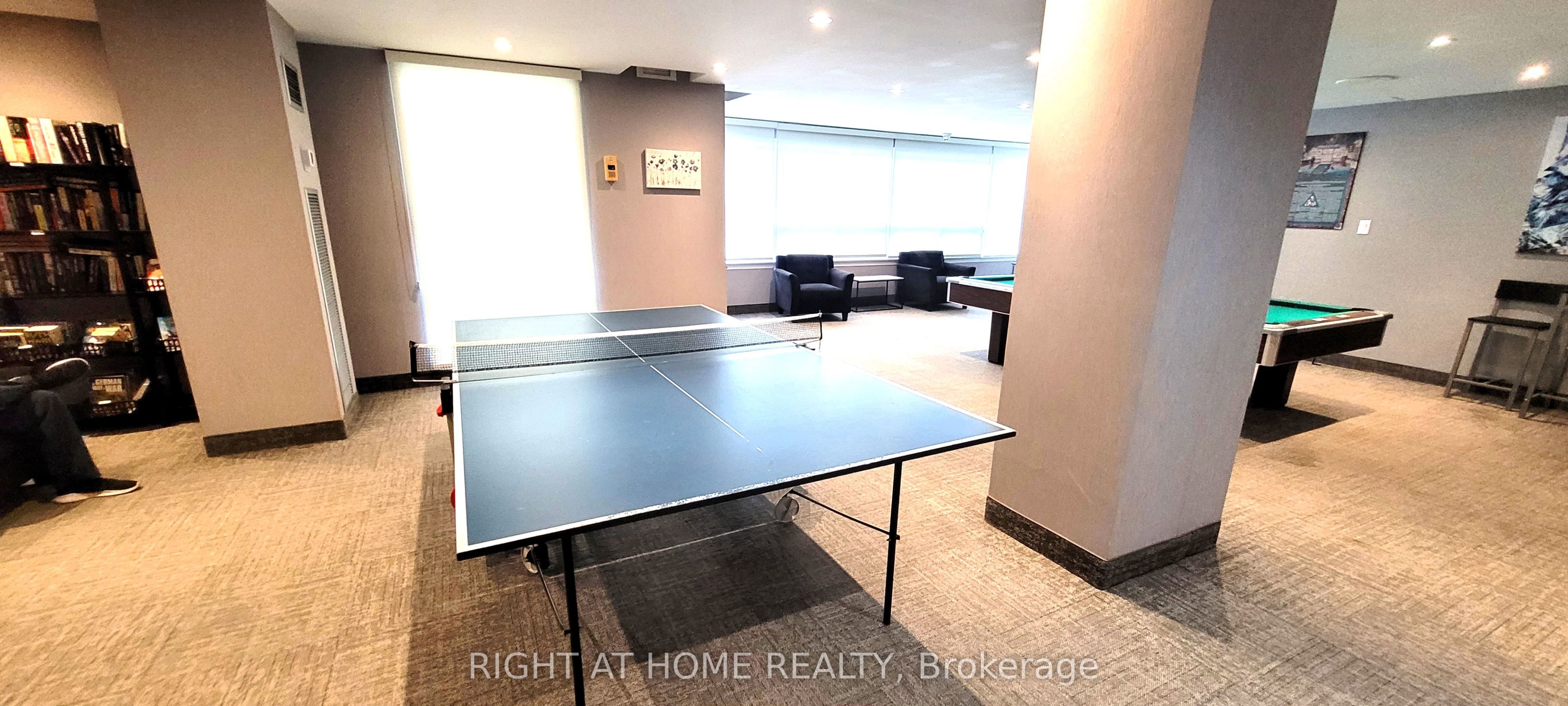 475 The West Mall 517 Property Photo 22