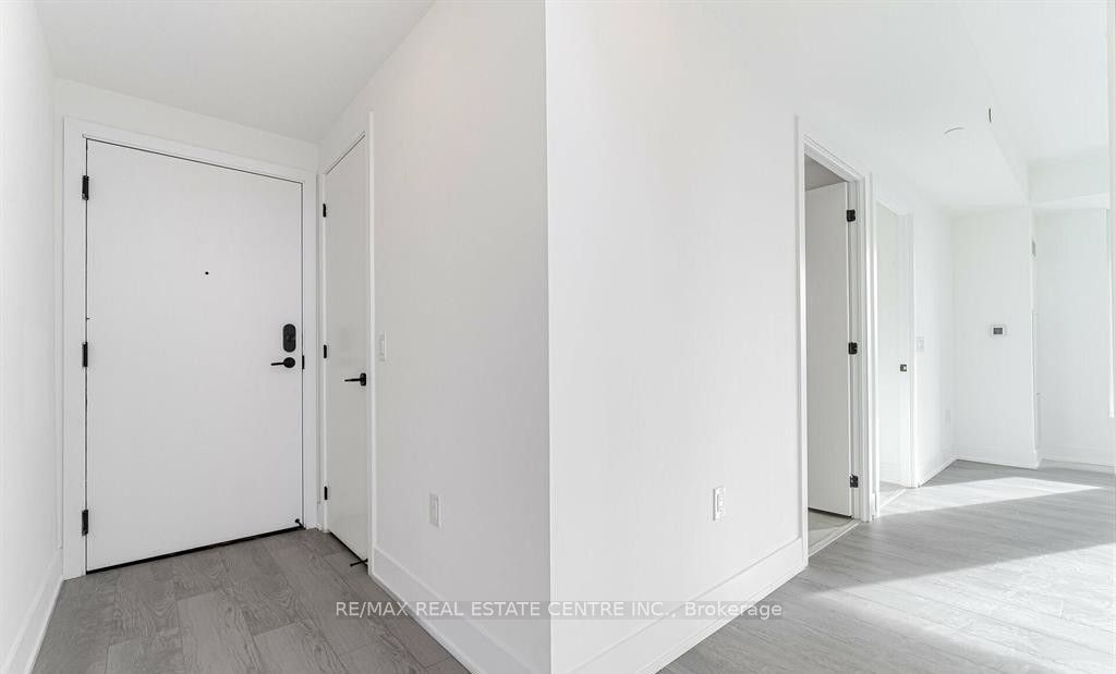 2450 Old Bronte Road 232 Property Photo 4
