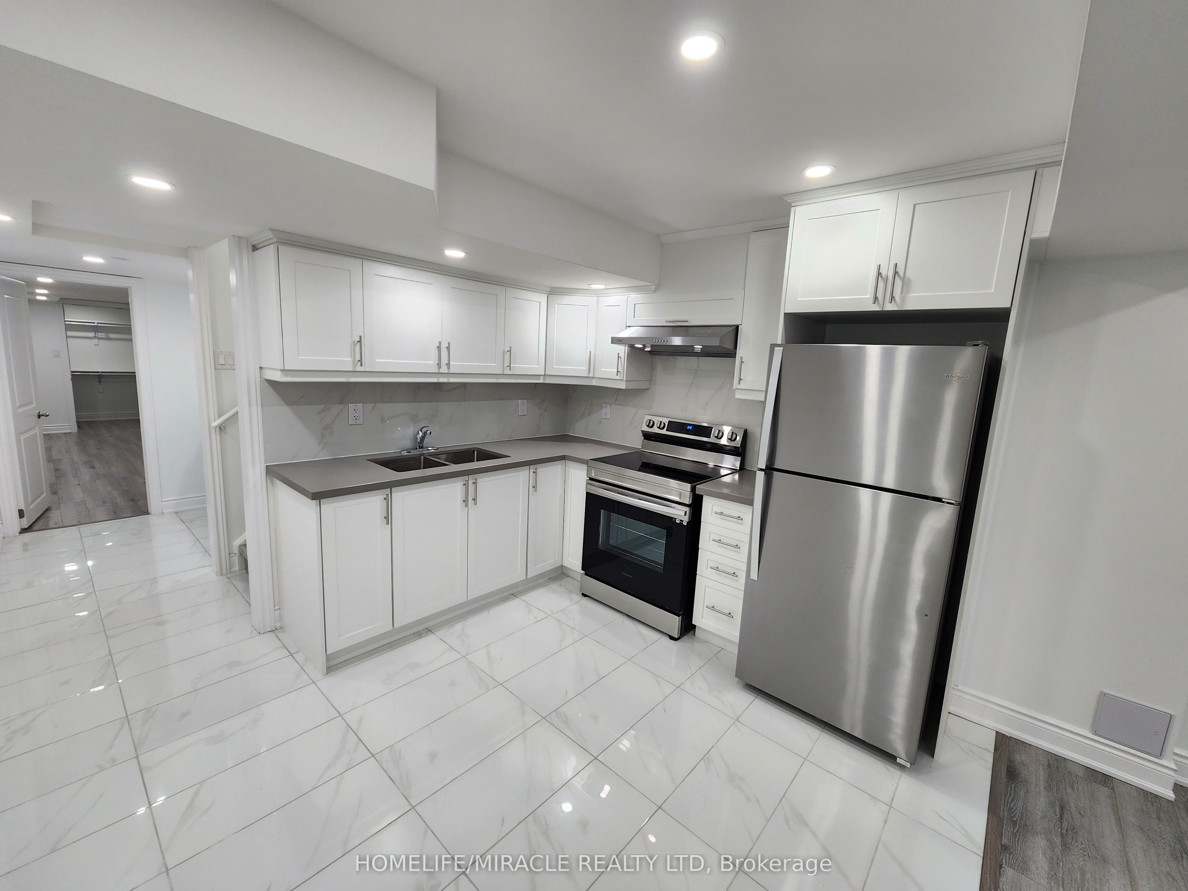 67 Calabria Drive Basement Property Photo 4