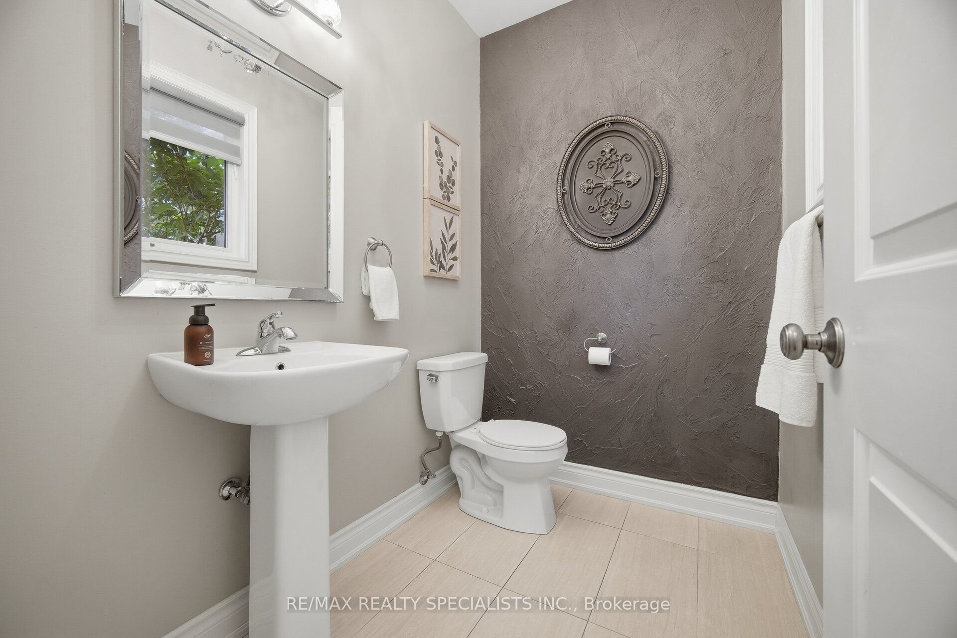 6 Mccandless Court Property Photo 33