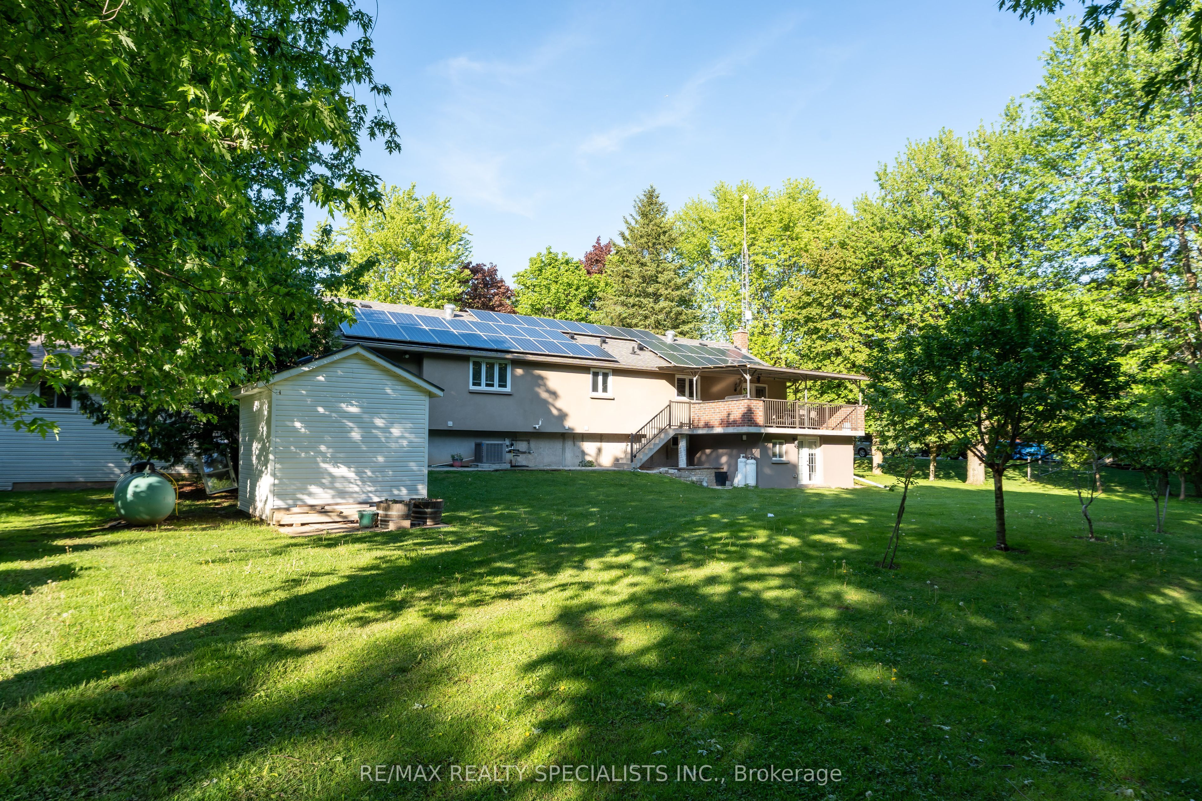 10642 Sixth Line Property Photo 42