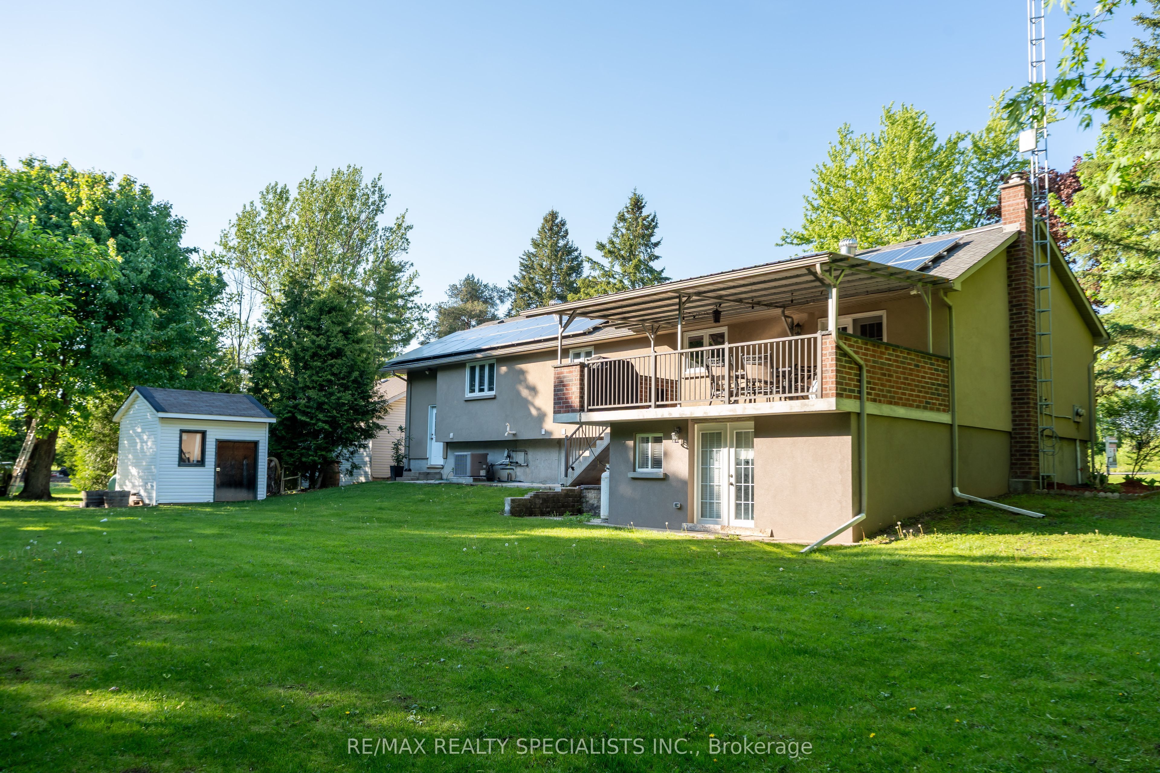 10642 Sixth Line Property Photo 45