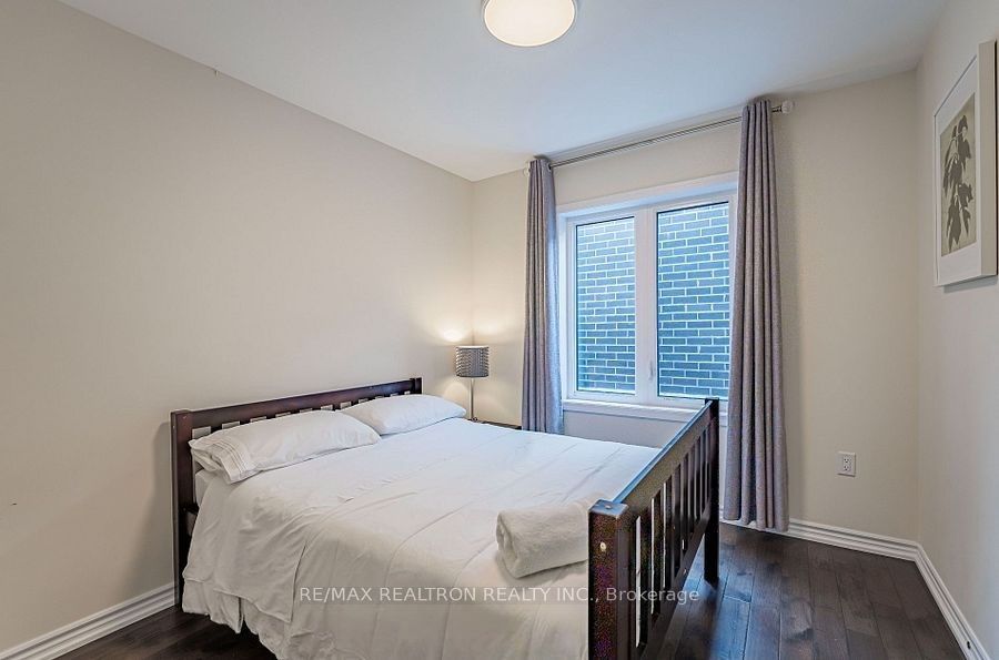 30 Vaudeville Drive Property Photo 17