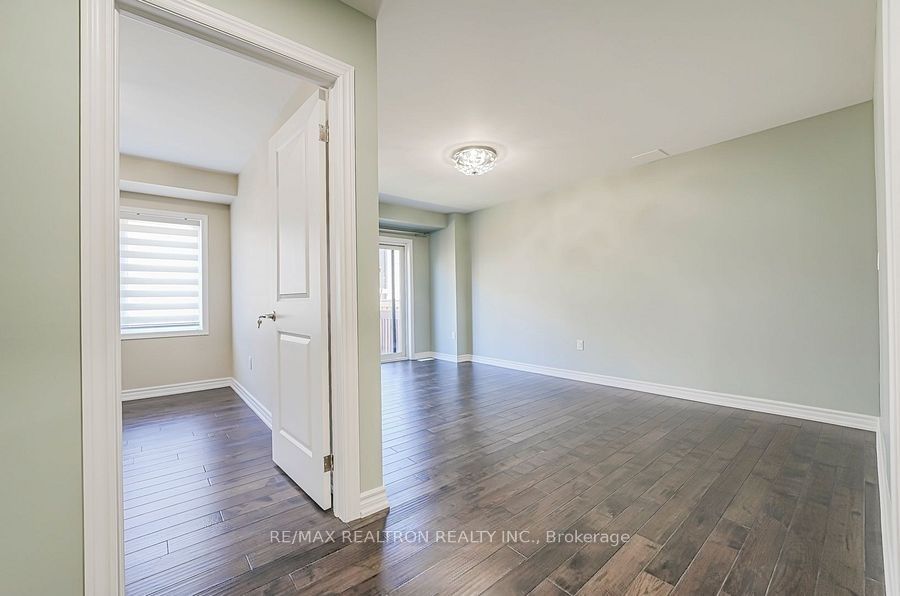 30 Vaudeville Drive Property Photo 24