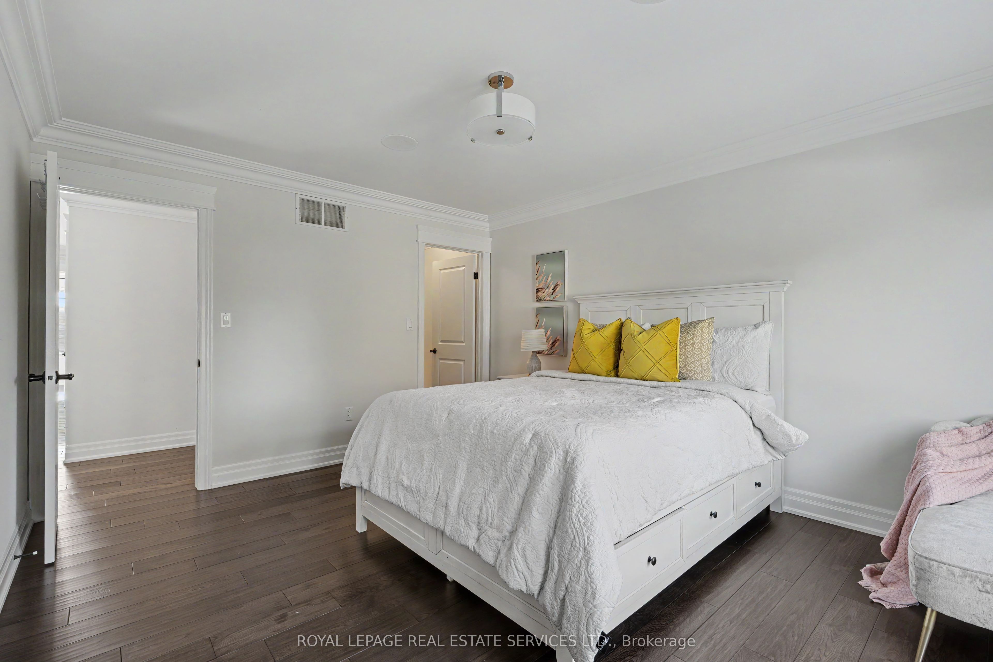 369 Lees Lane Property Photo 29