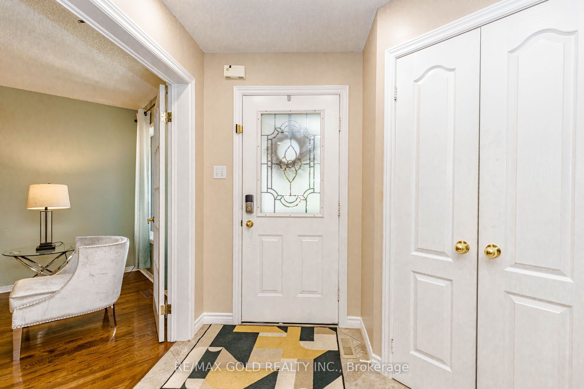 93 Lauchlin Crescent Property Photo 2