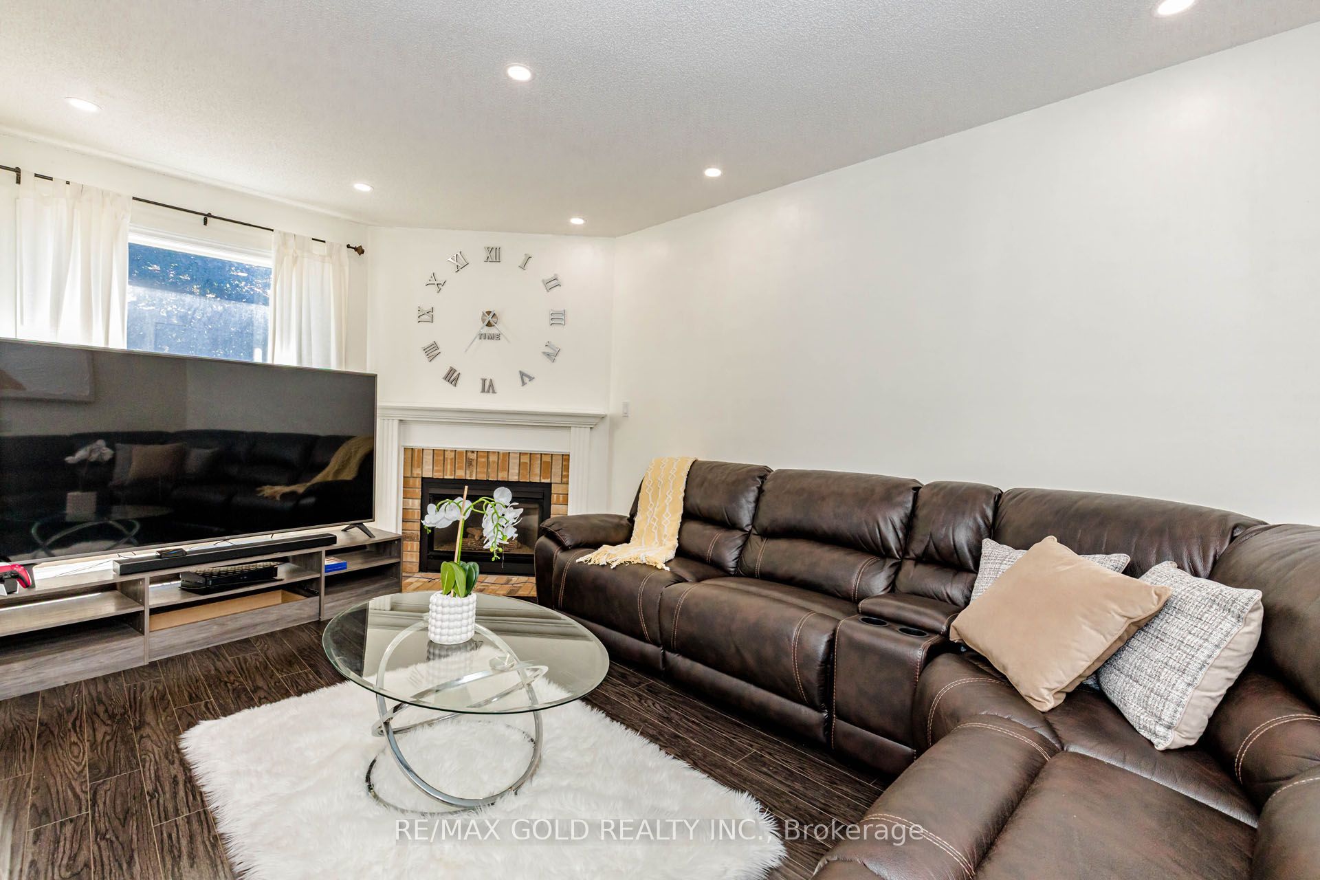 93 Lauchlin Crescent Property Photo 9