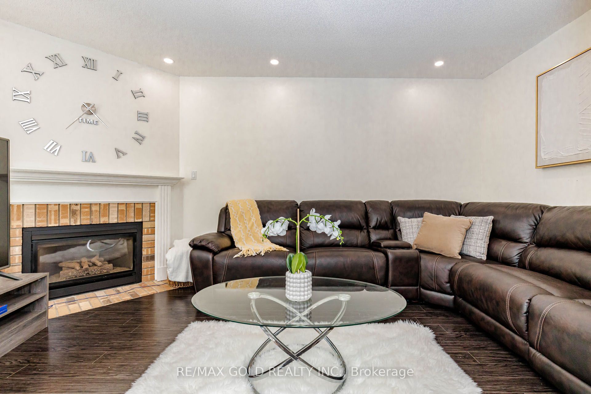 93 Lauchlin Crescent Property Photo 10