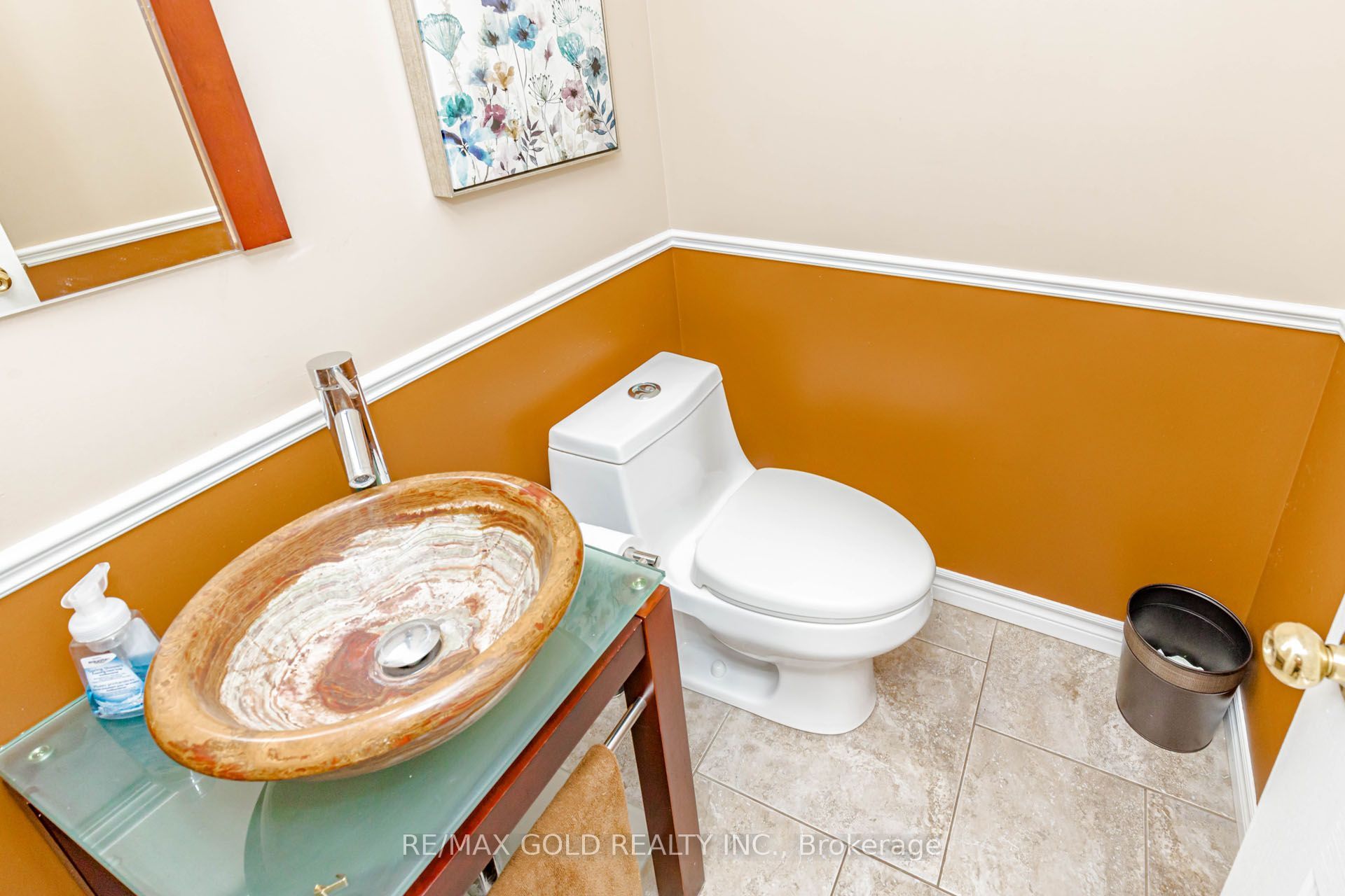 93 Lauchlin Crescent Property Photo 15