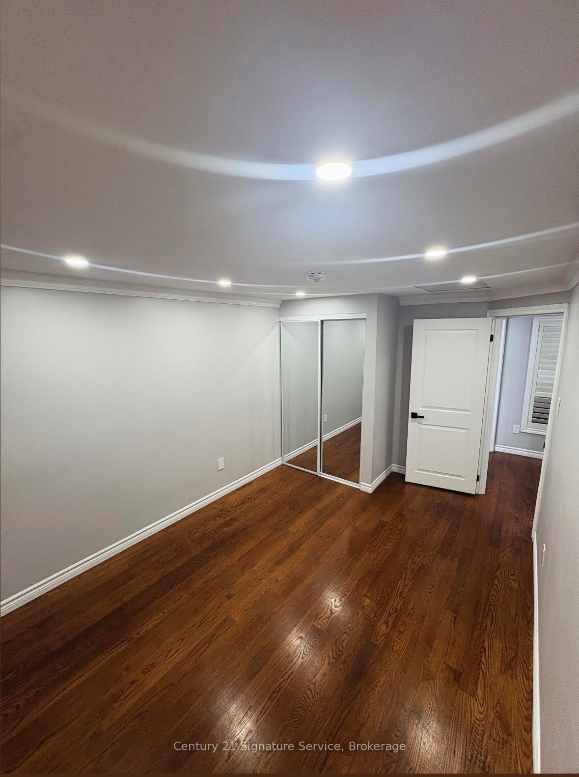 28 Homeland Court Upper Property Photo 9